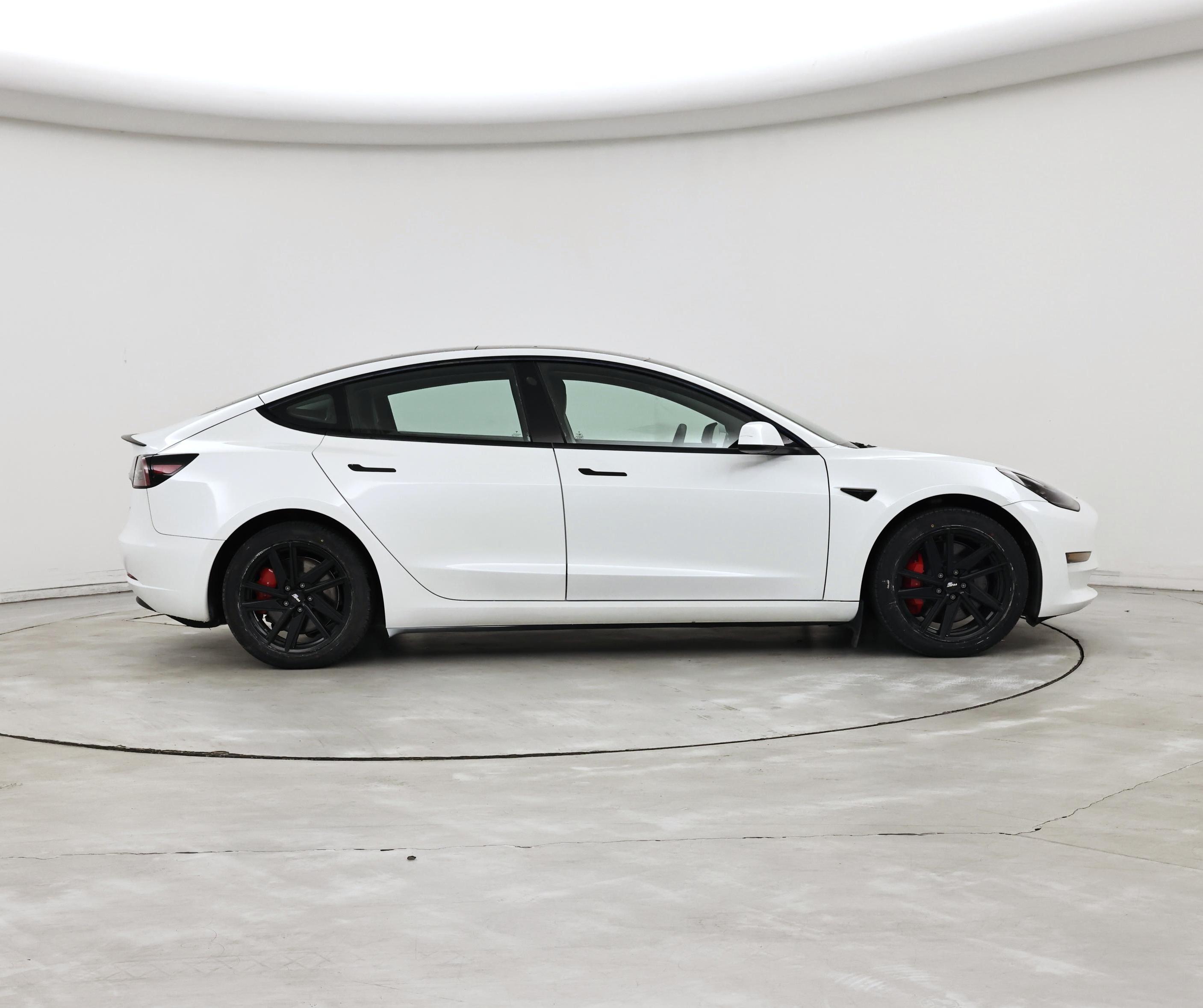 Thumbnail: 2022 Tesla Model 3 - 7