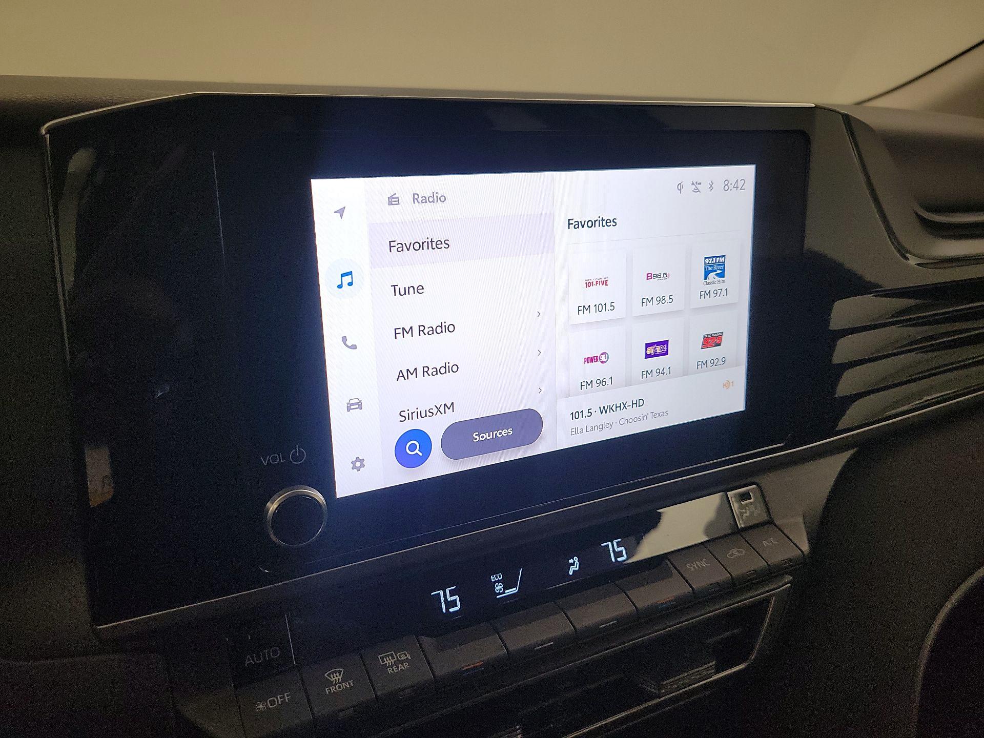 Thumbnail: 2025 Toyota Camry - 15