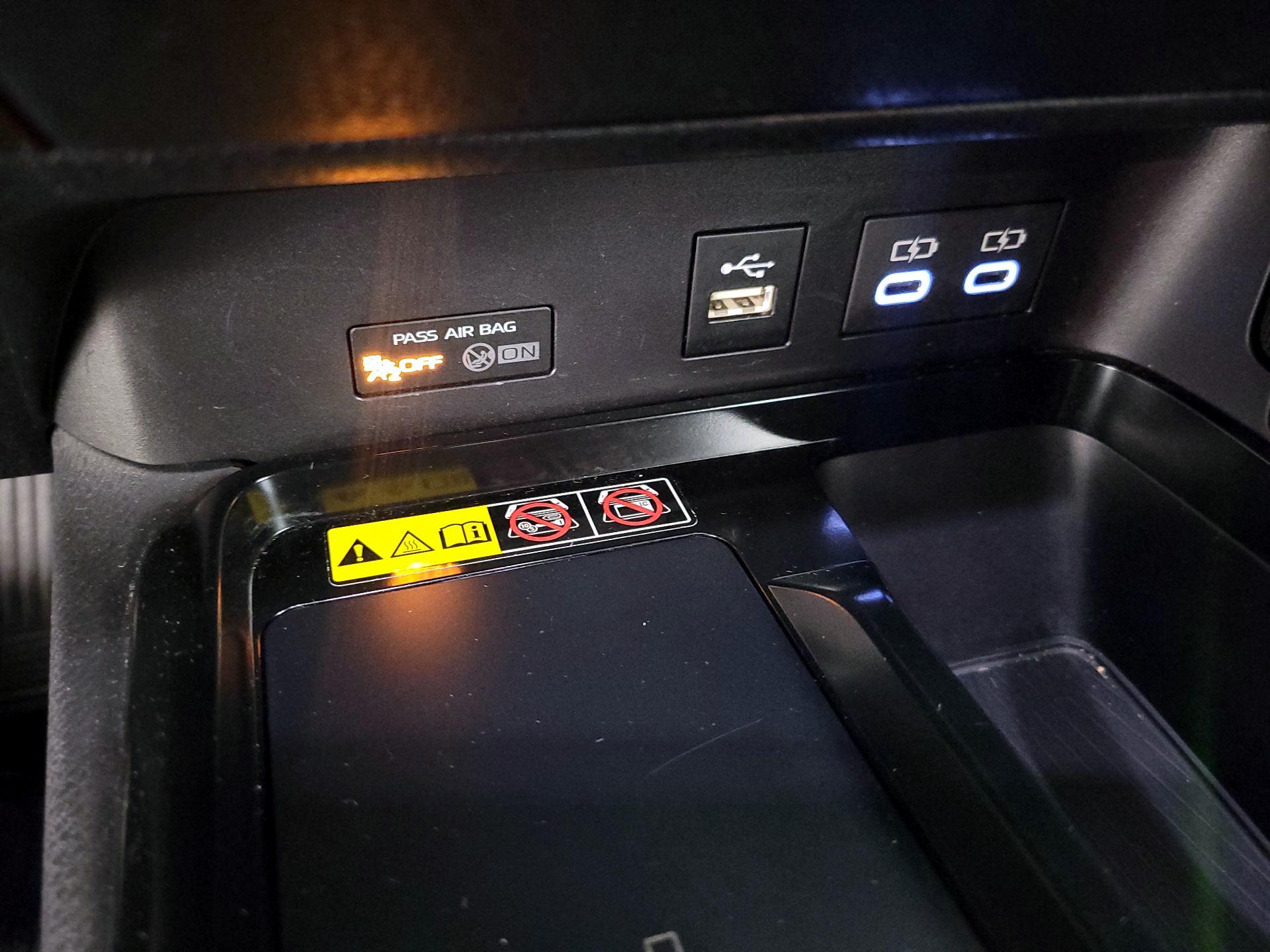 Thumbnail: 2025 Toyota Camry - 18