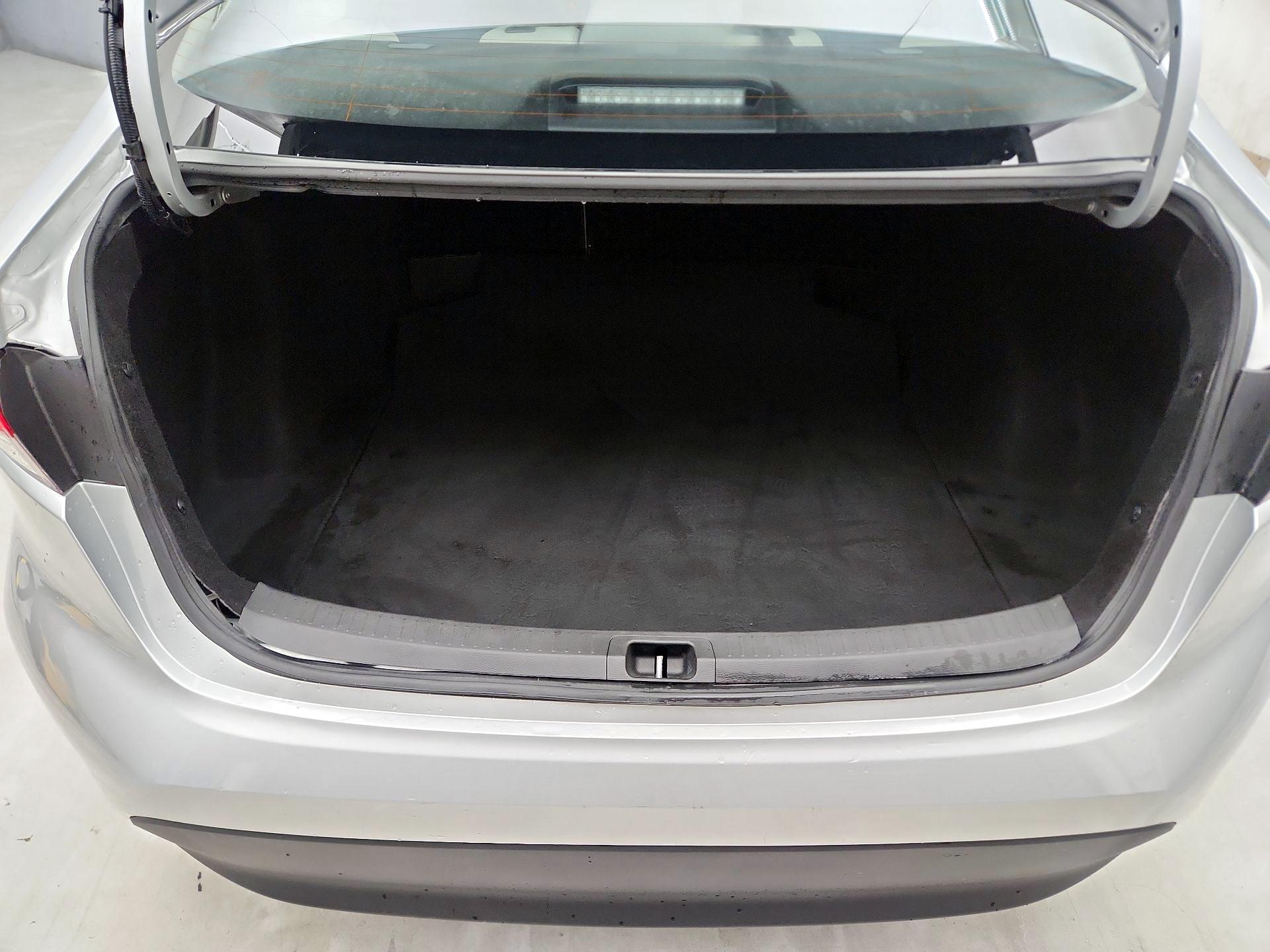 Thumbnail: 2025 Toyota Corolla - 20