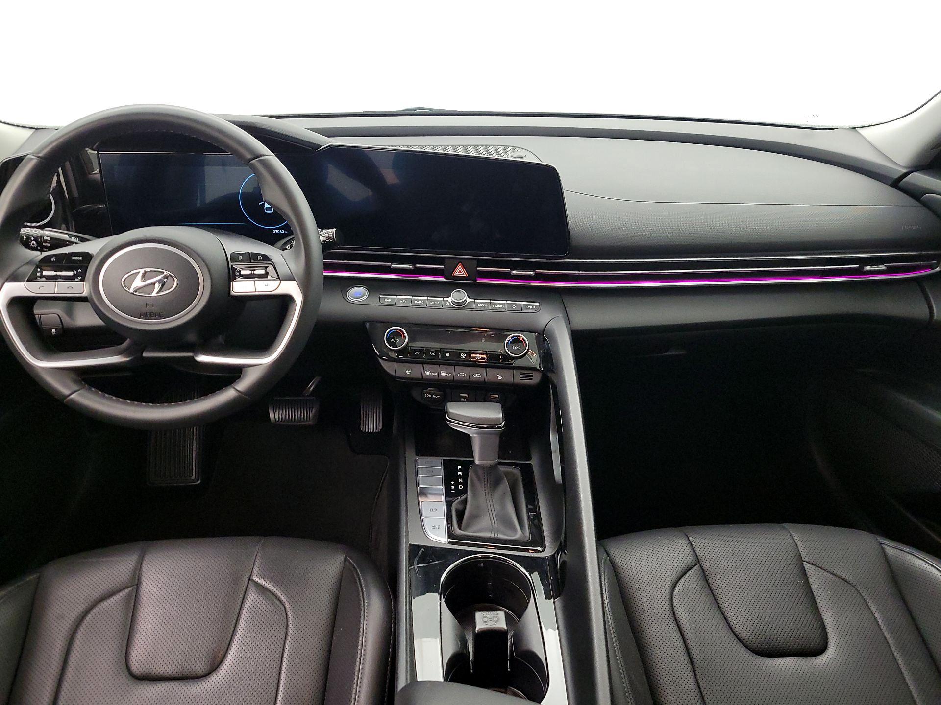 Thumbnail: 2023 Hyundai Elantra - 9