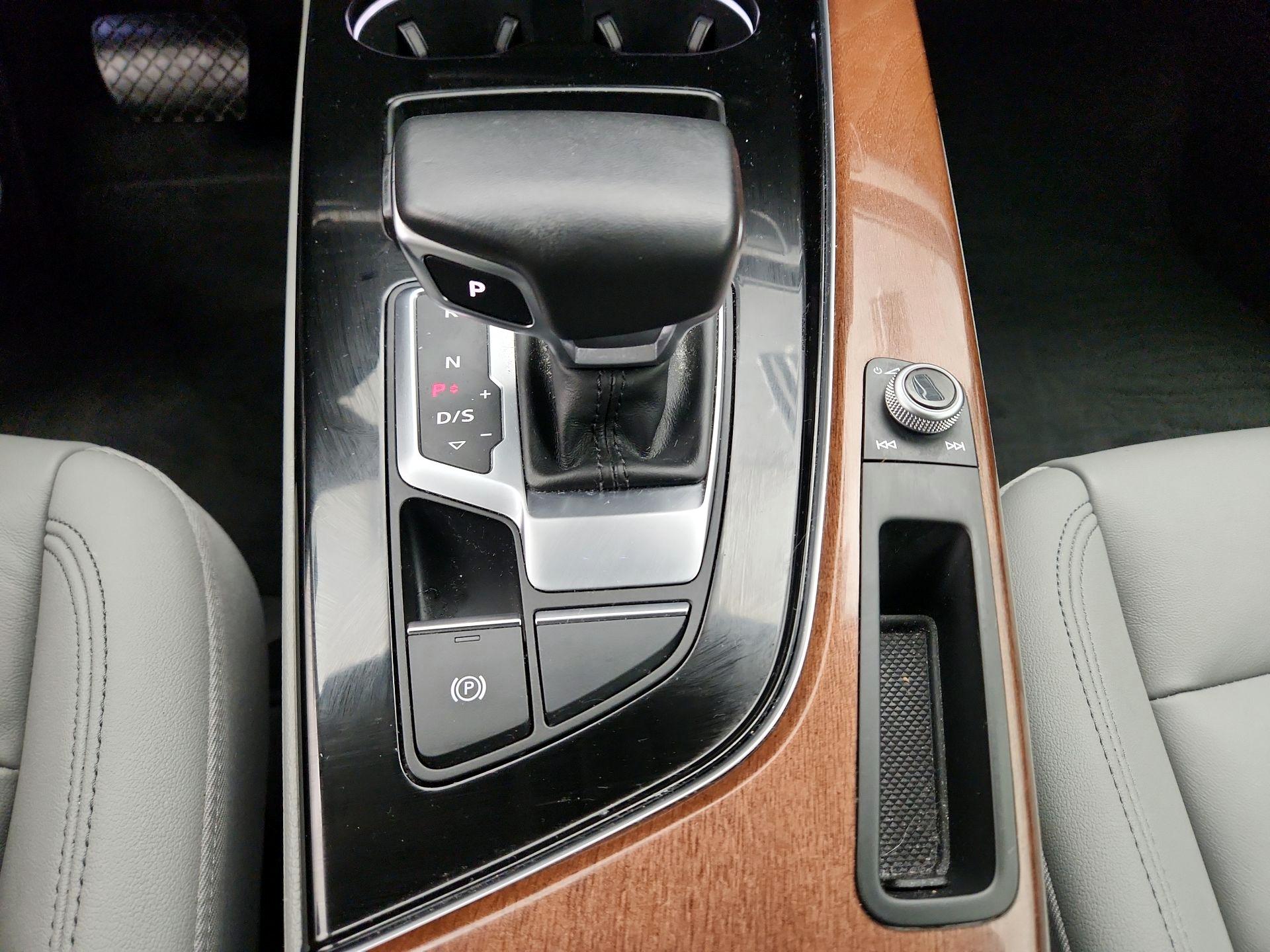 Thumbnail: 2022 Audi A5 - 17