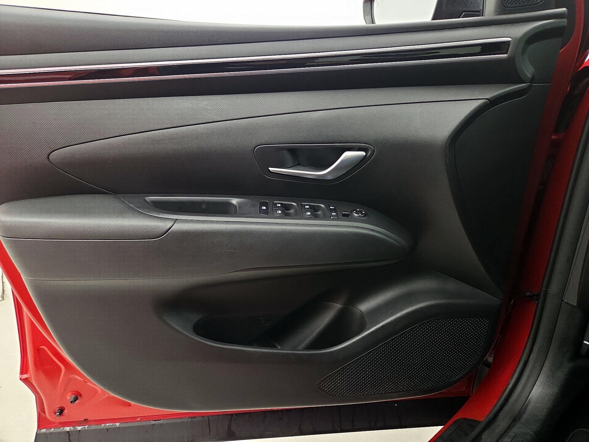 Thumbnail: 2022 Hyundai Tucson - 12