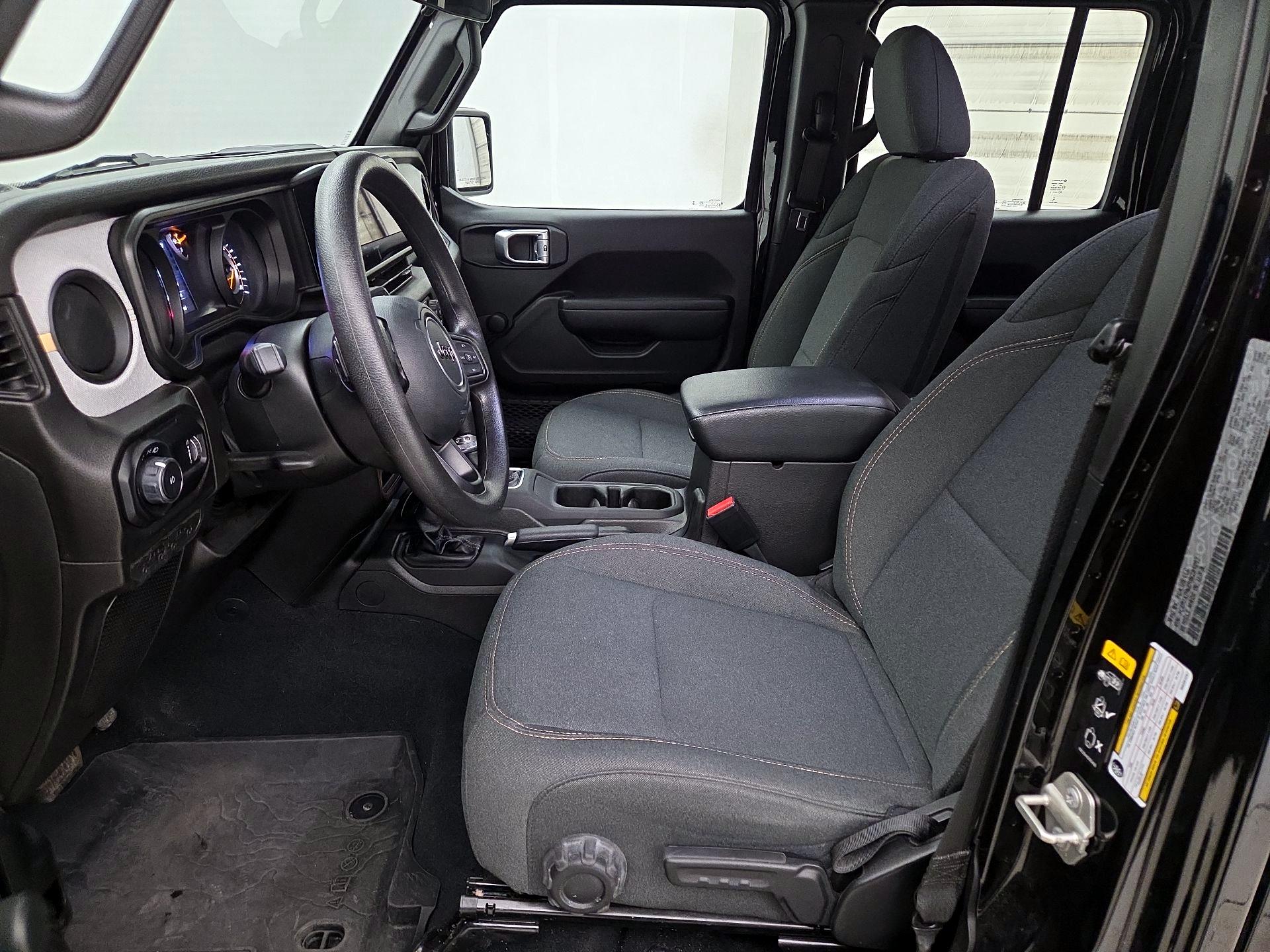 Thumbnail: 2024 Jeep Wrangler - 11