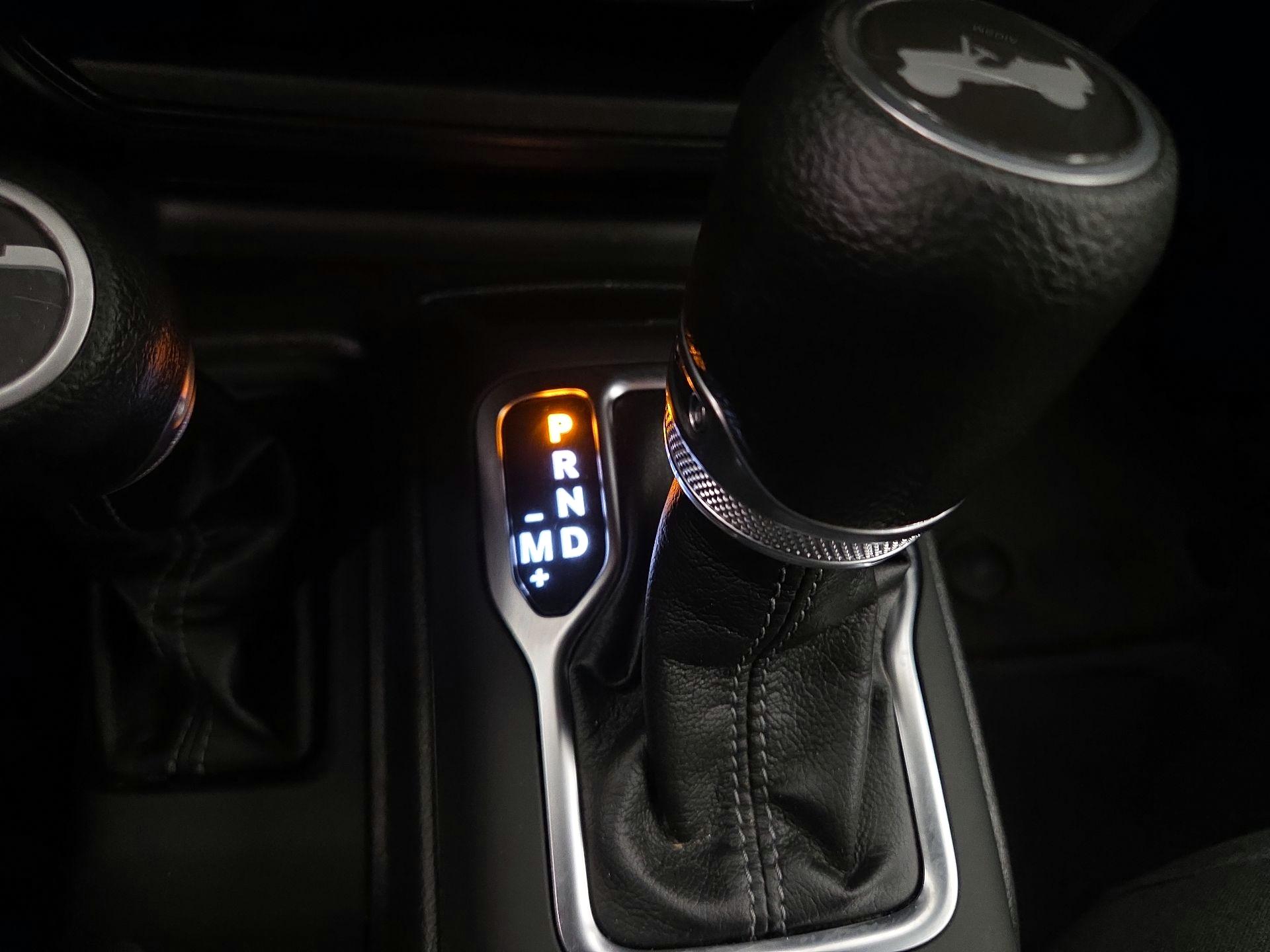 Thumbnail: 2024 Jeep Wrangler - 17