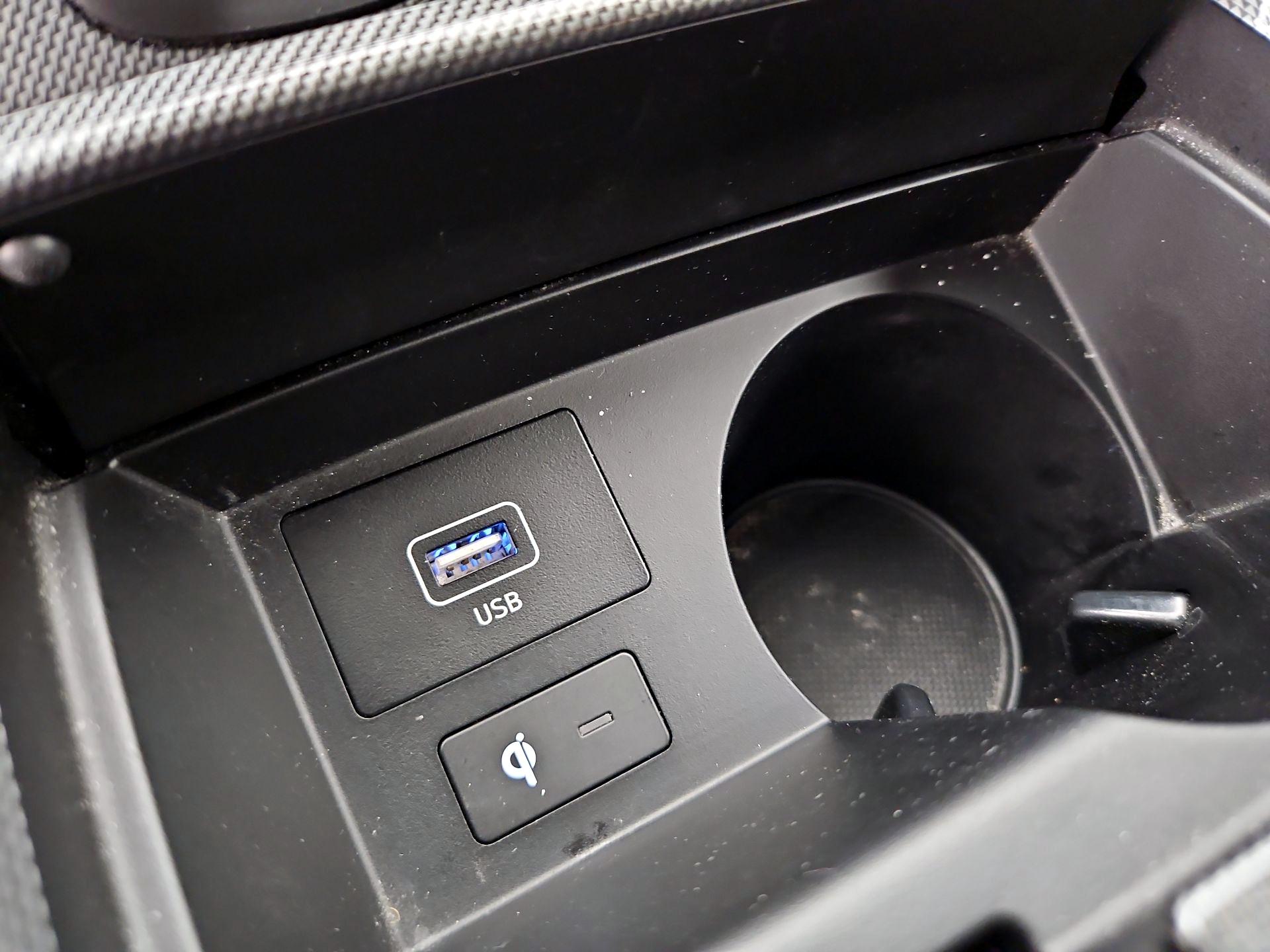 Thumbnail: 2023 Hyundai Santa Fe - 18