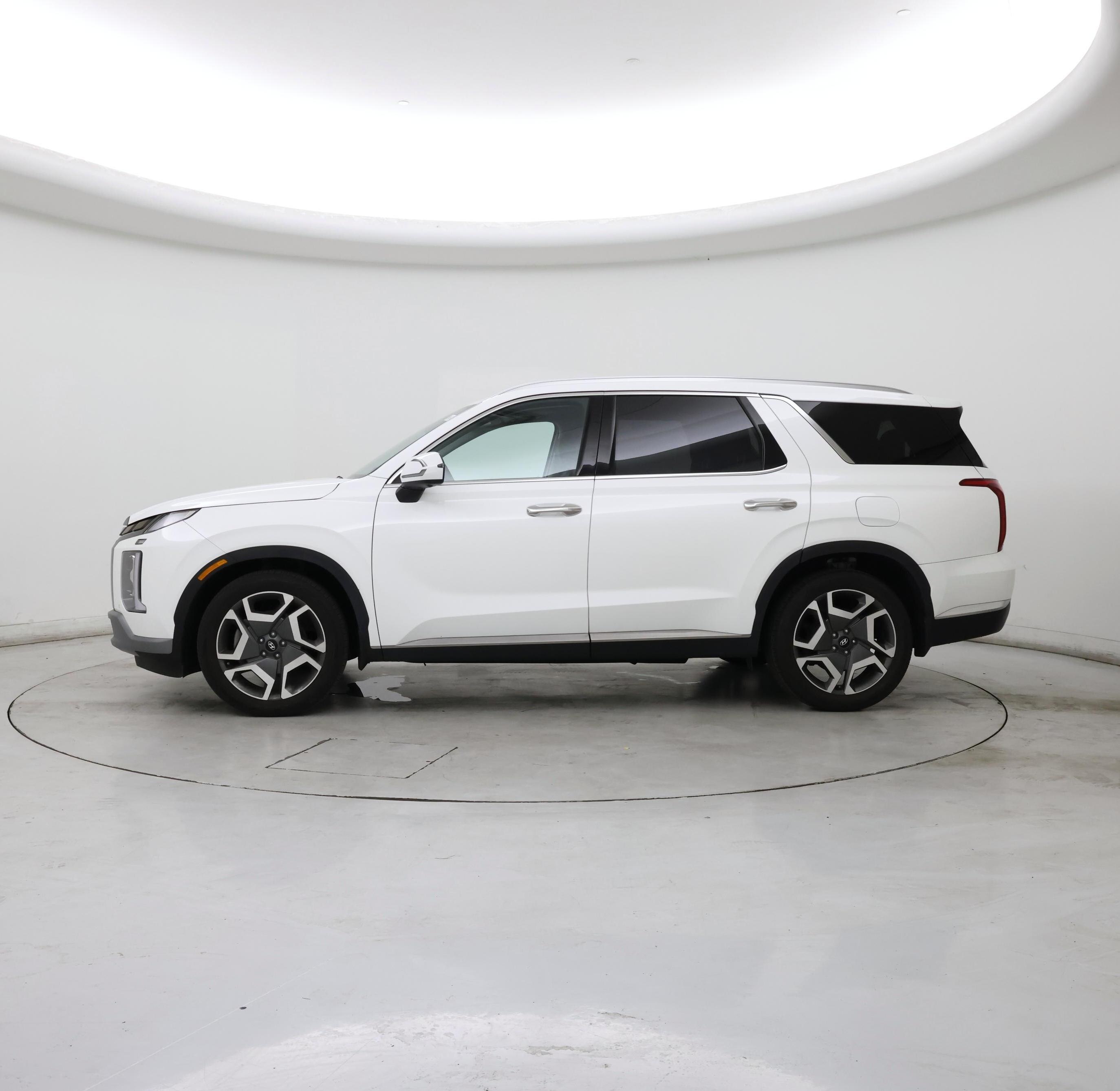 Thumbnail: 2023 Hyundai Palisade - 3