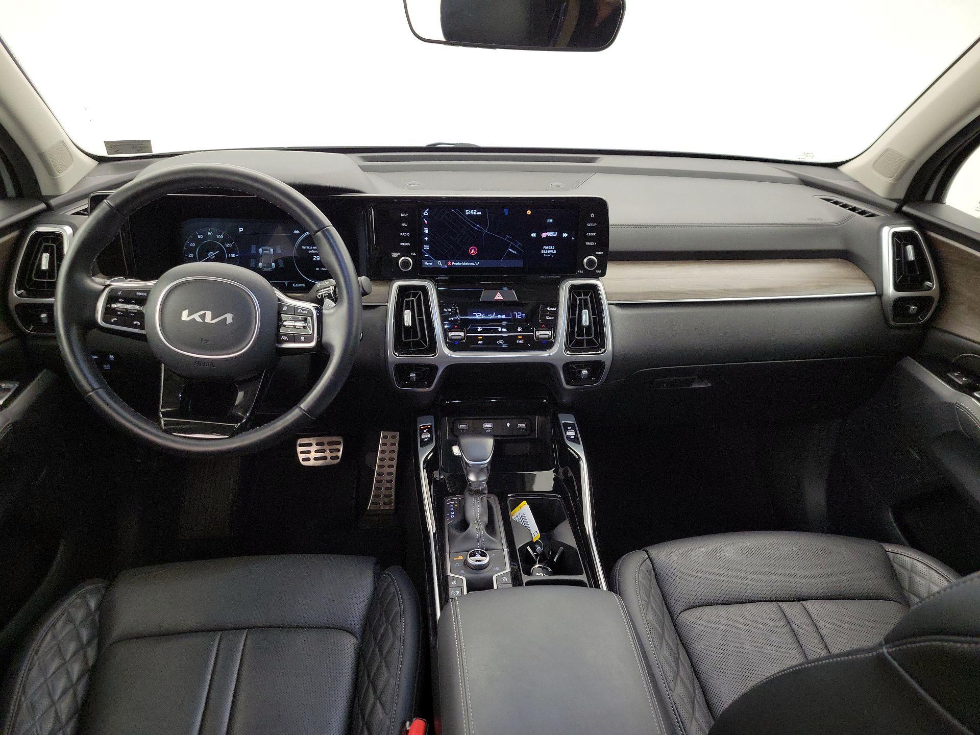 Thumbnail: 2022 Kia Sorento - 9