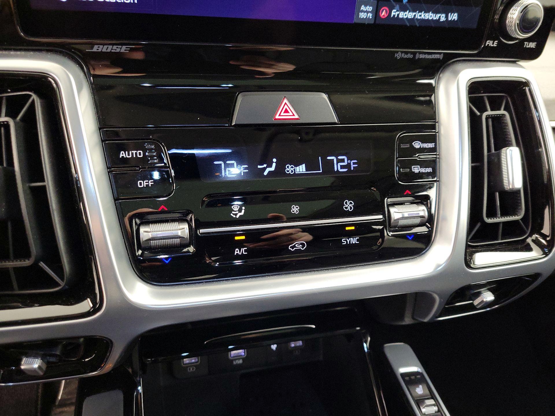 Thumbnail: 2022 Kia Sorento - 17