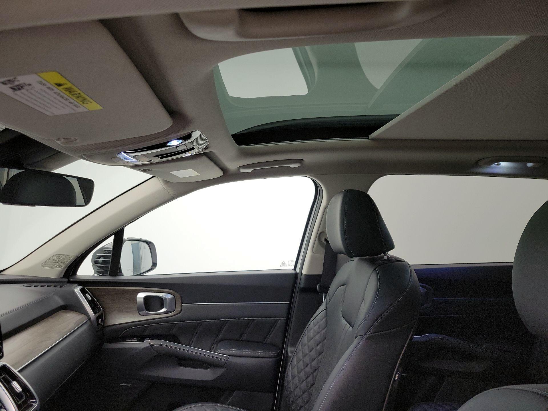 Thumbnail: 2022 Kia Sorento - 20