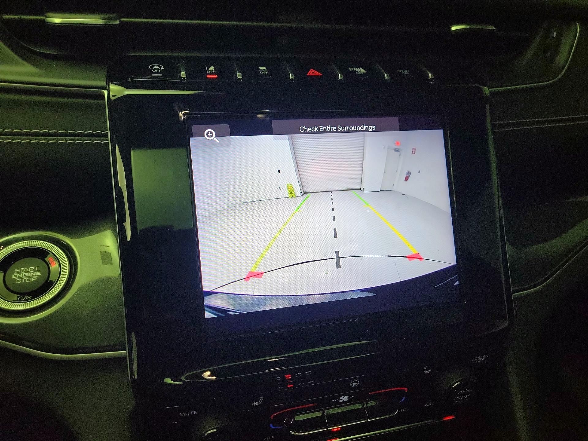 Thumbnail: 2023 Jeep Grand Cherokee - 14