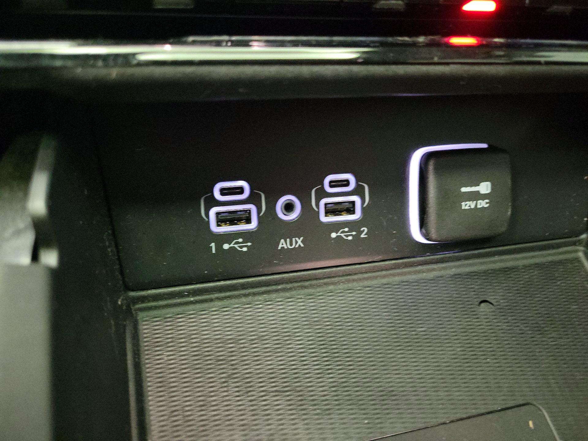 Thumbnail: 2023 Jeep Grand Cherokee - 18