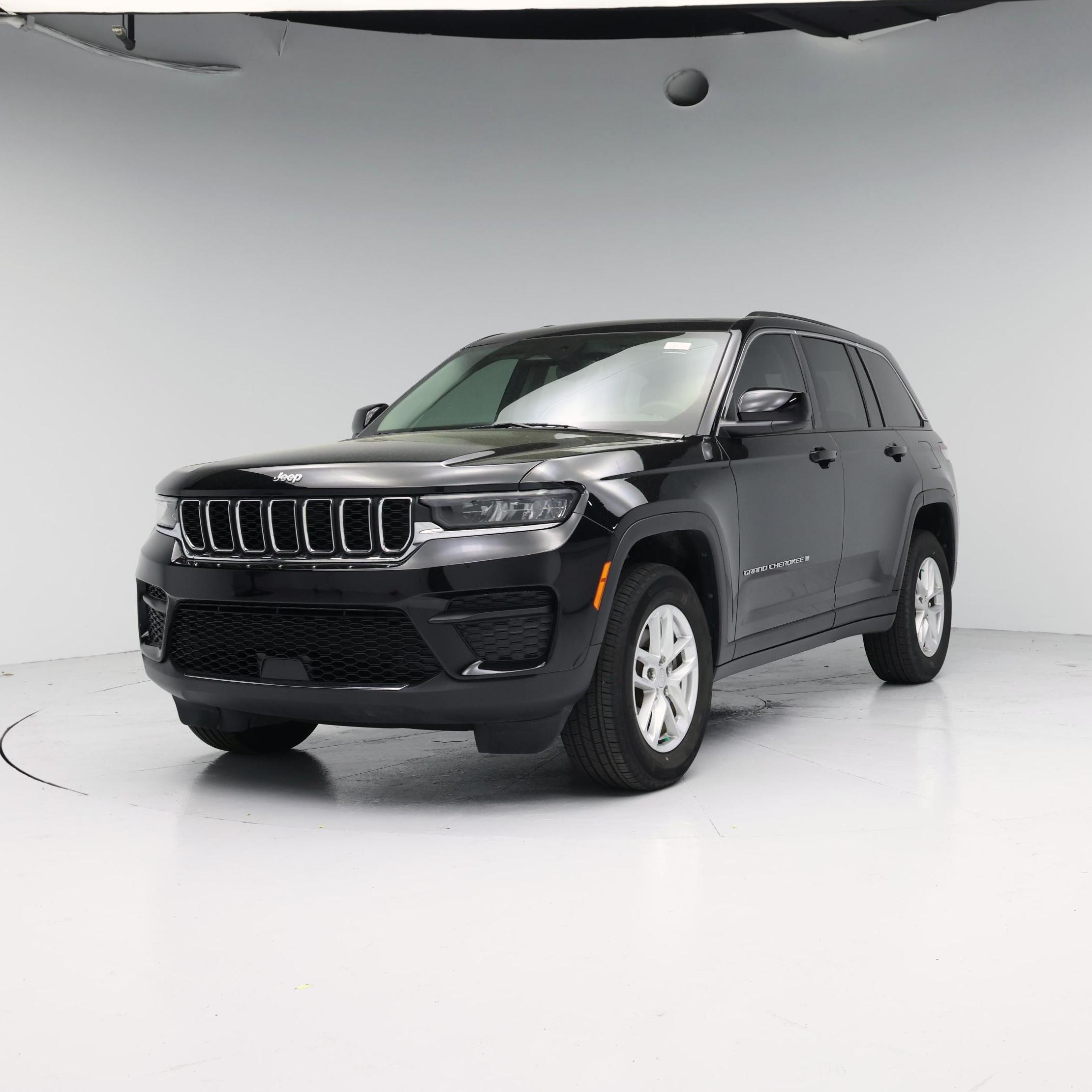 Thumbnail: 2023 Jeep Grand Cherokee - 4