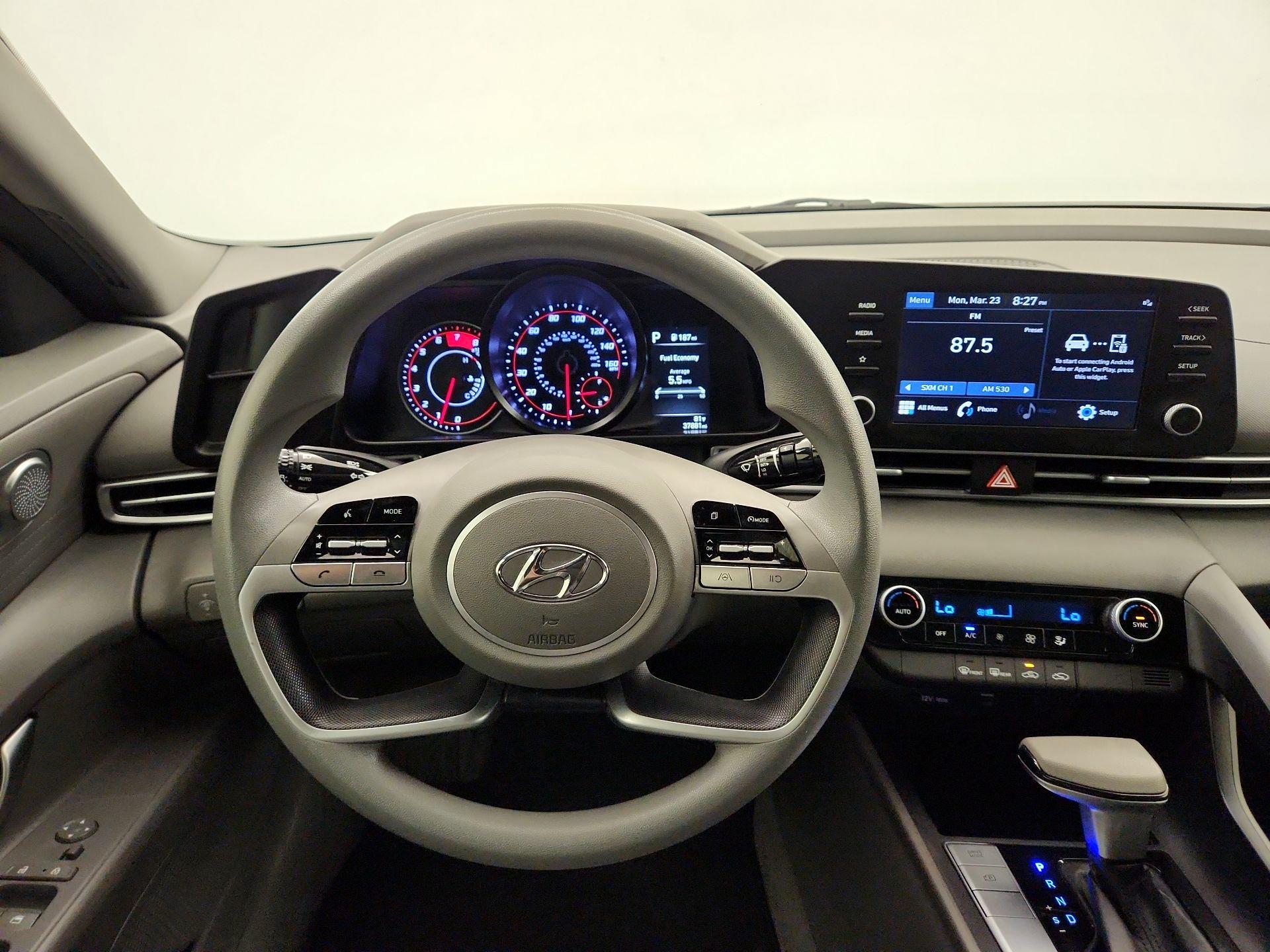 Thumbnail: 2023 Hyundai Elantra - 10