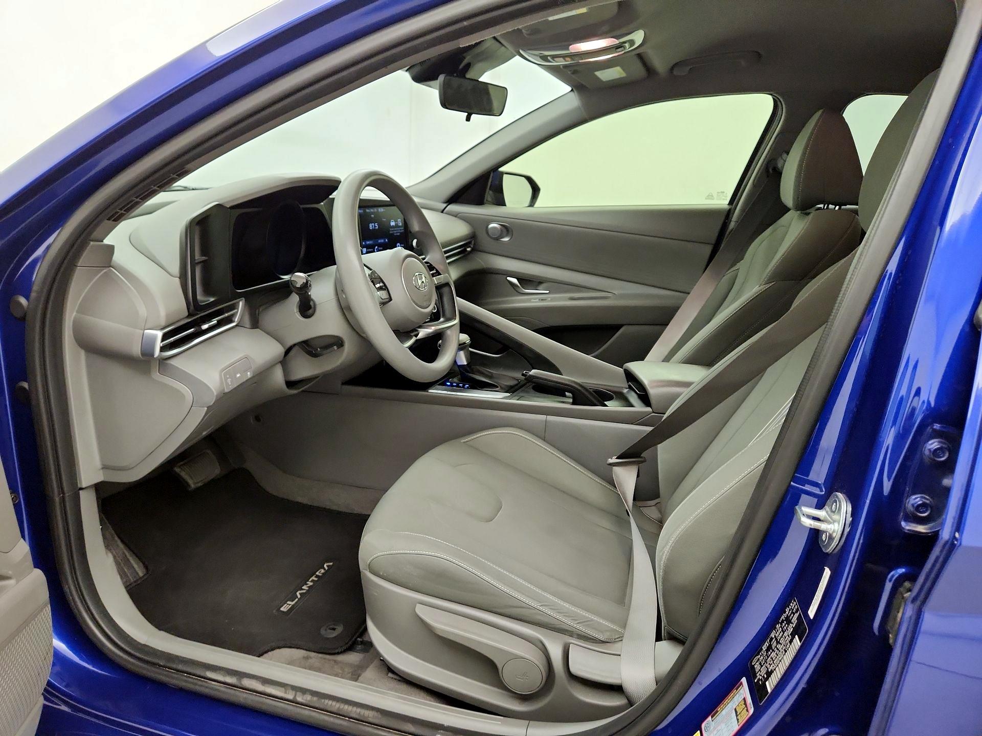 Thumbnail: 2023 Hyundai Elantra - 11