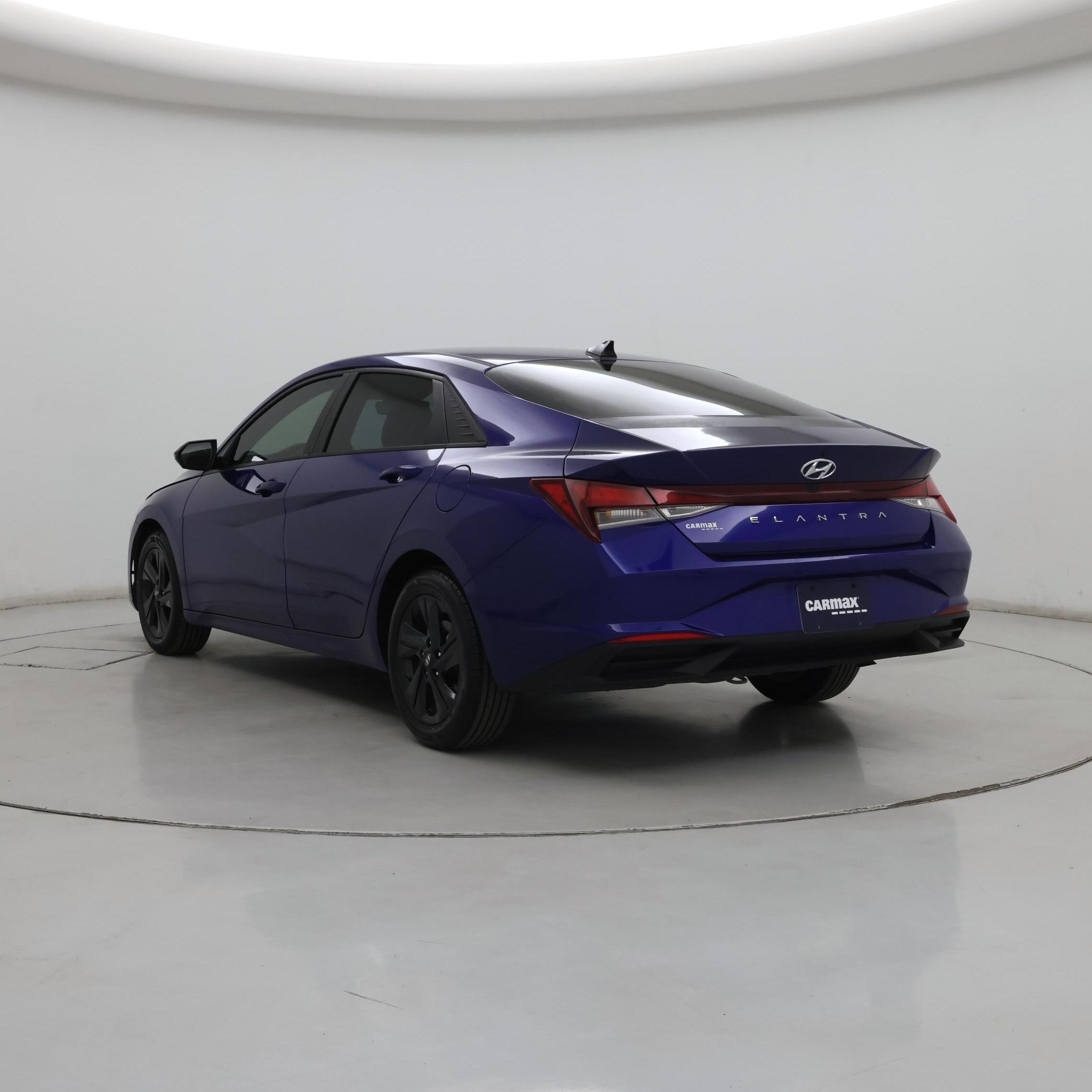 Thumbnail: 2023 Hyundai Elantra - 2