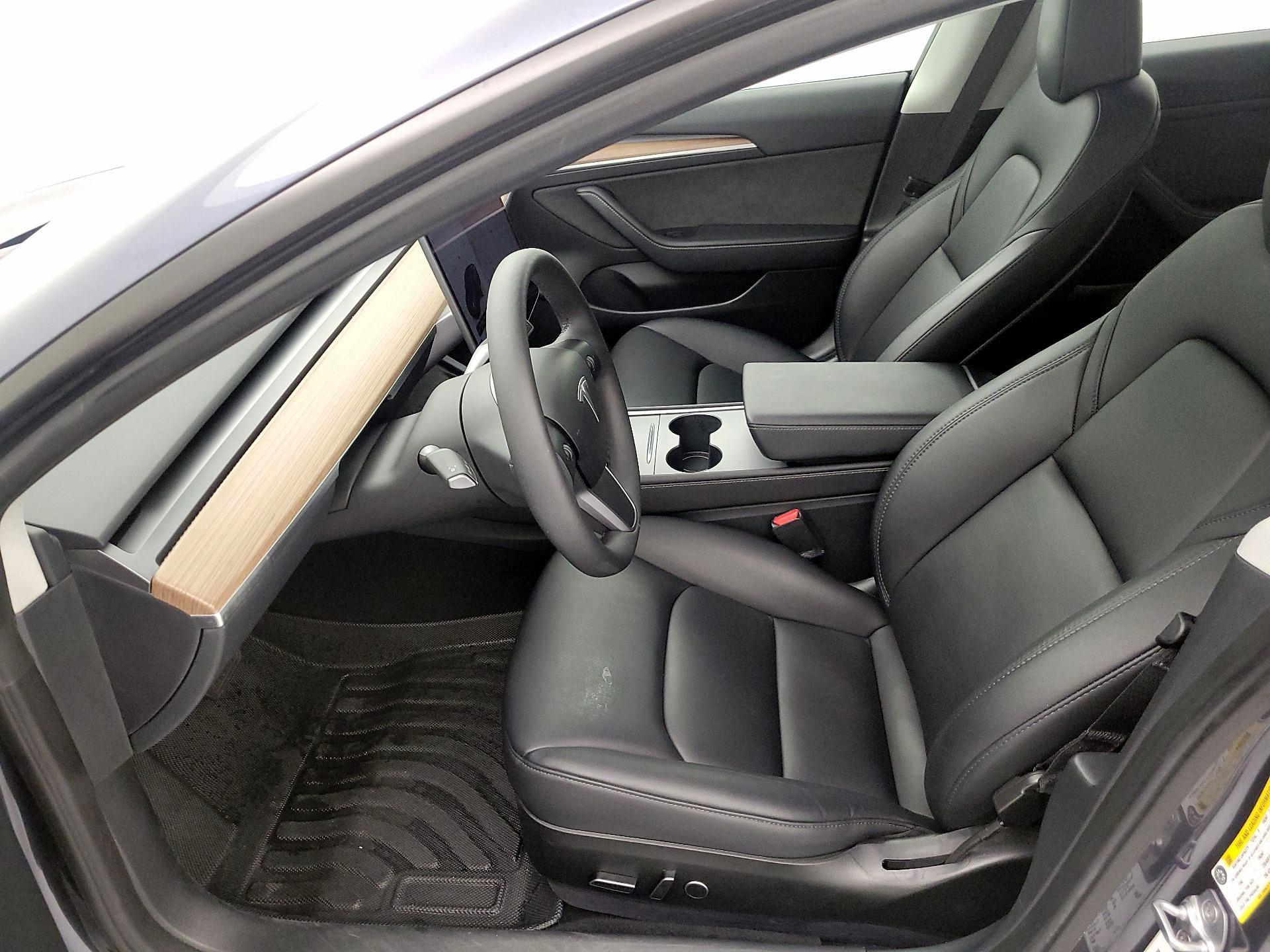 Thumbnail: 2023 Tesla Model 3 - 11