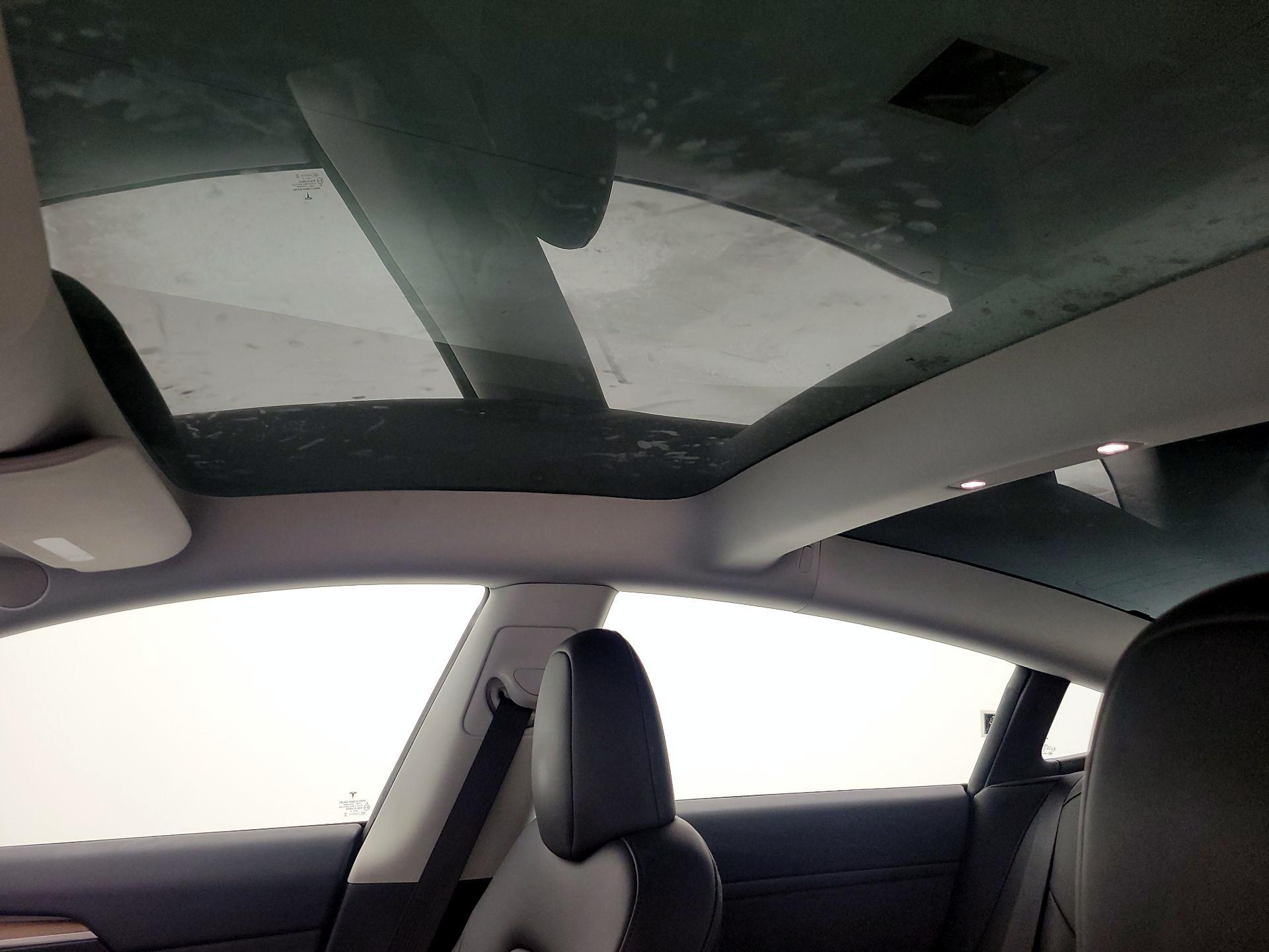 Thumbnail: 2023 Tesla Model 3 - 18