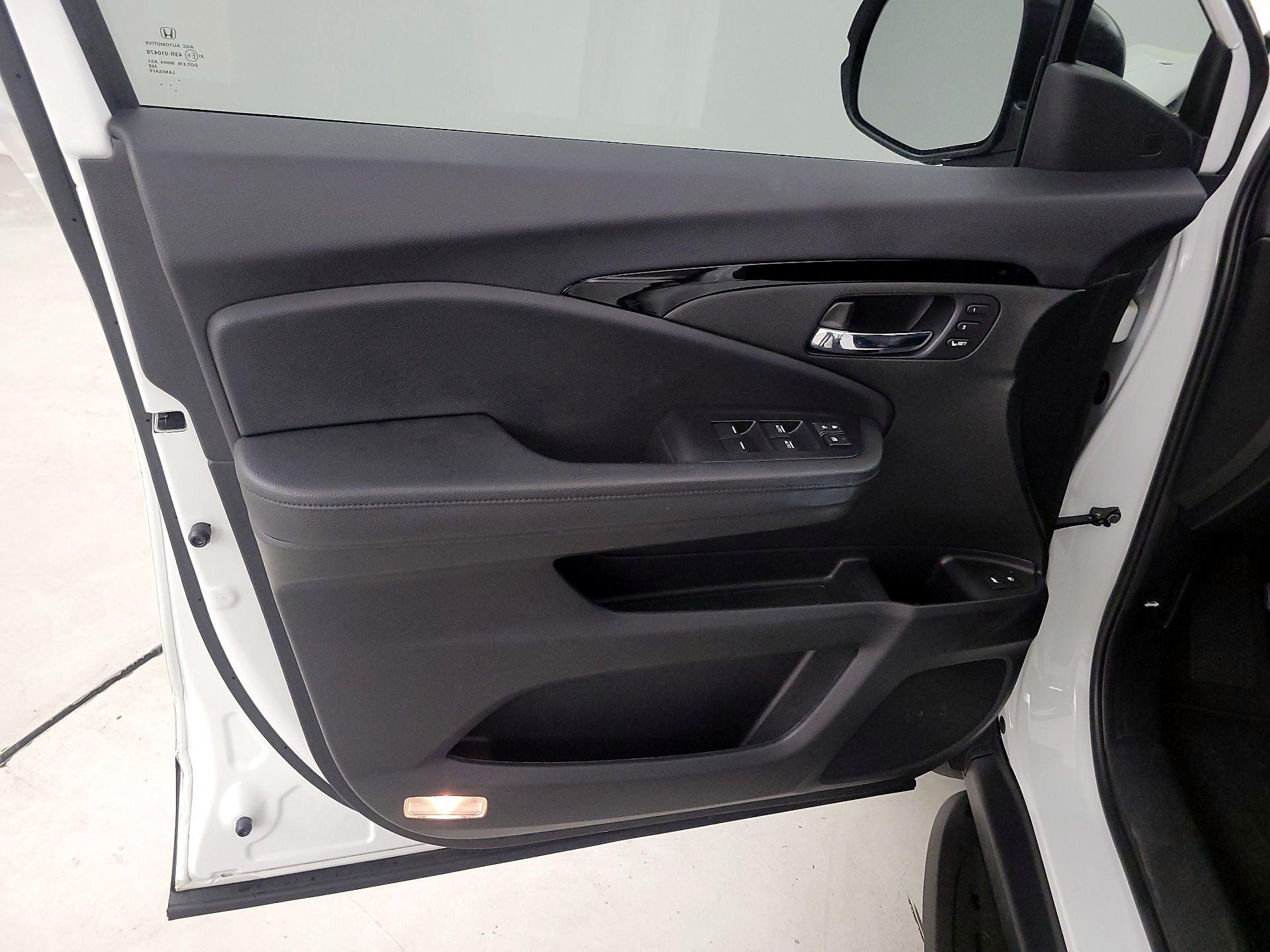 Thumbnail: 2021 Honda Passport - 12