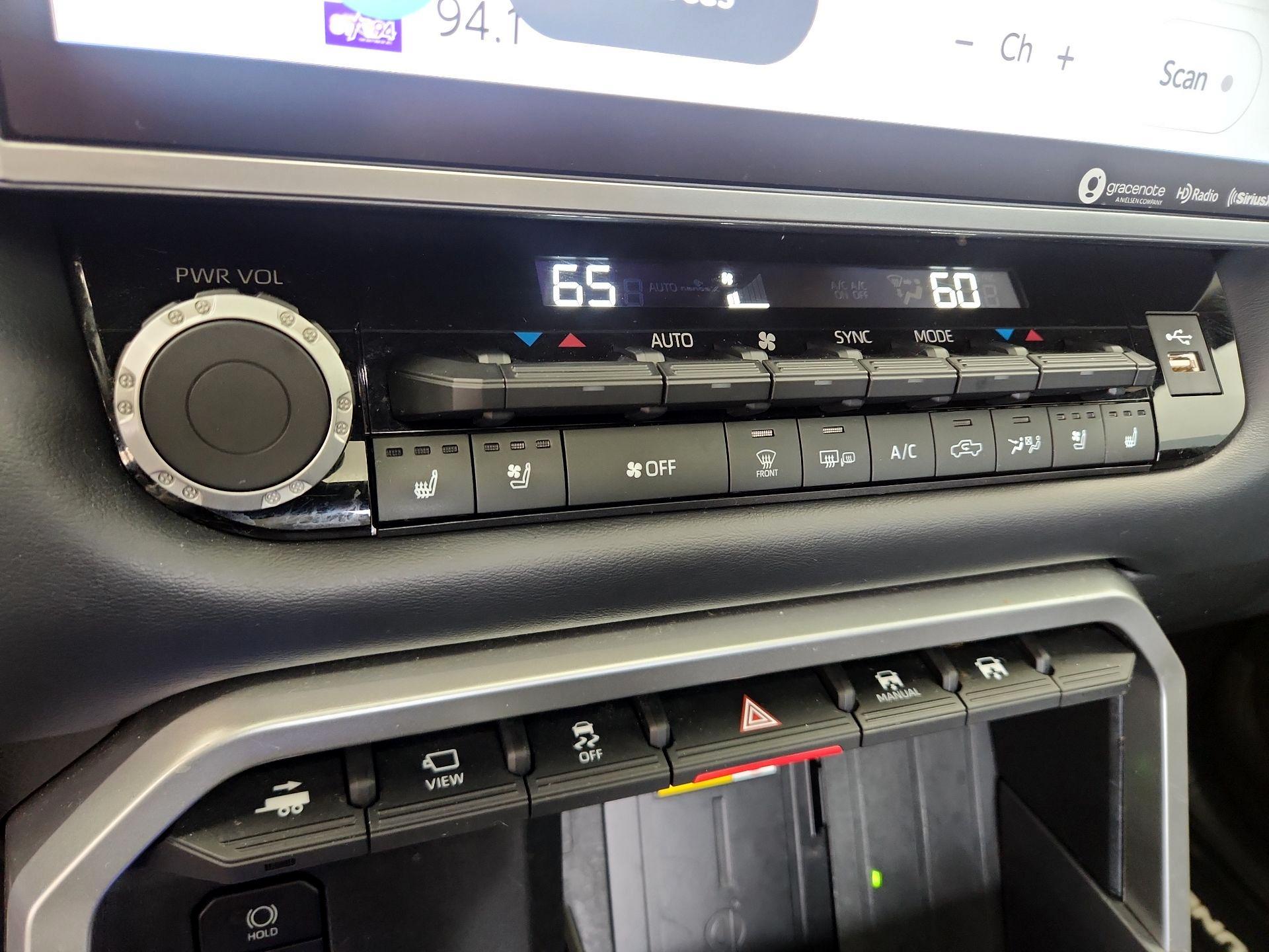 Thumbnail: 2023 Toyota Tundra - 16
