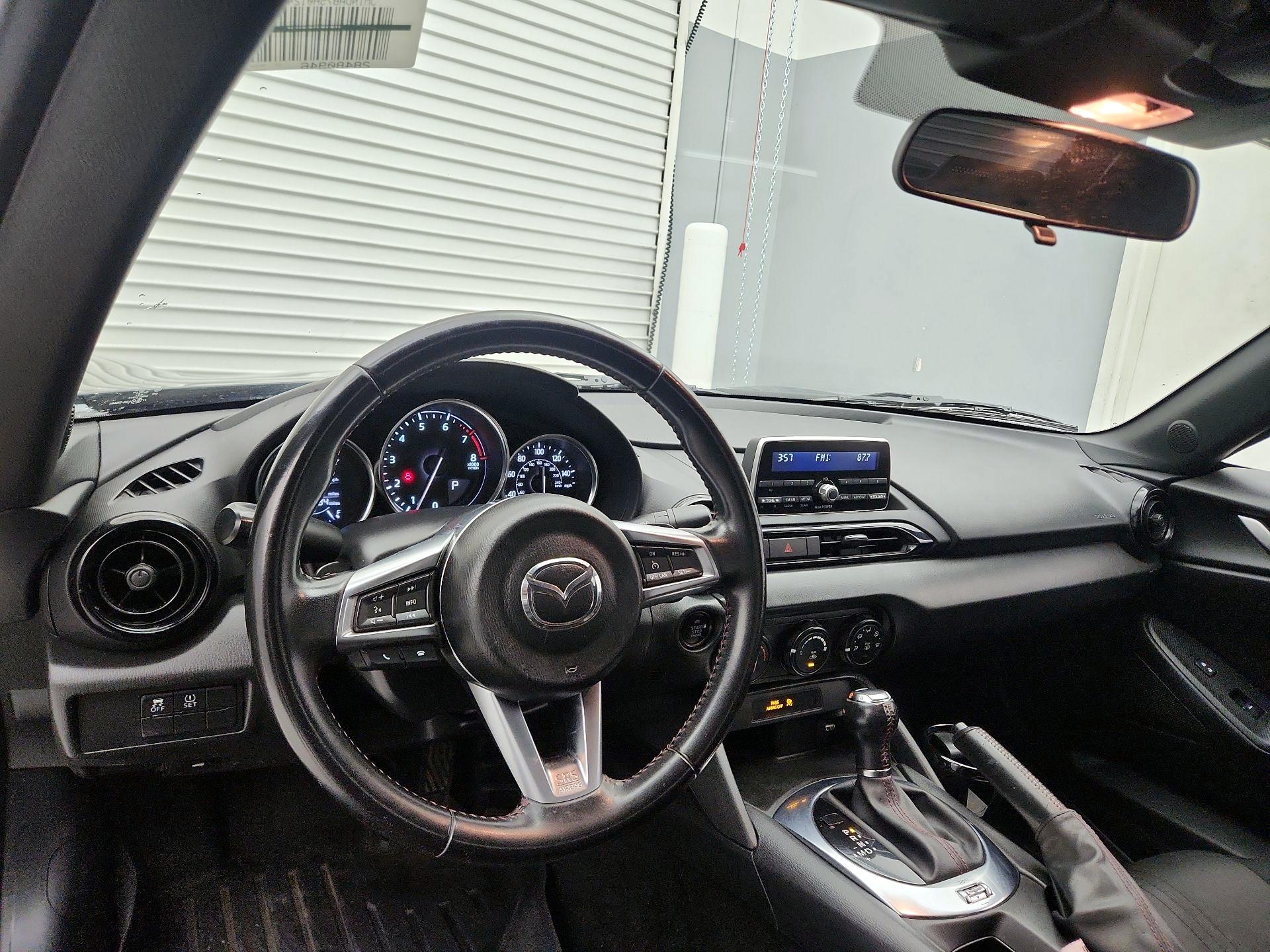 Thumbnail: 2017 Mazda MX-5 Miata - 9