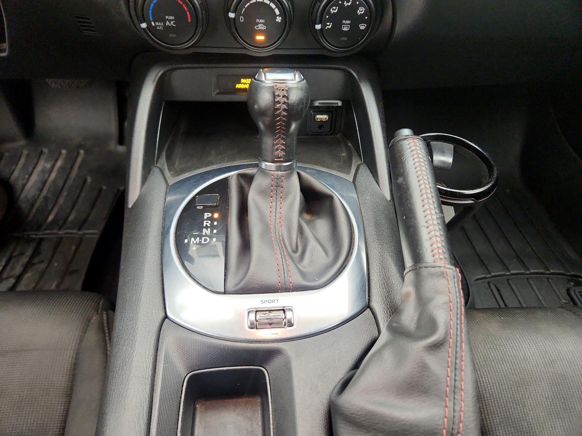 Thumbnail: 2017 Mazda MX-5 Miata - 16