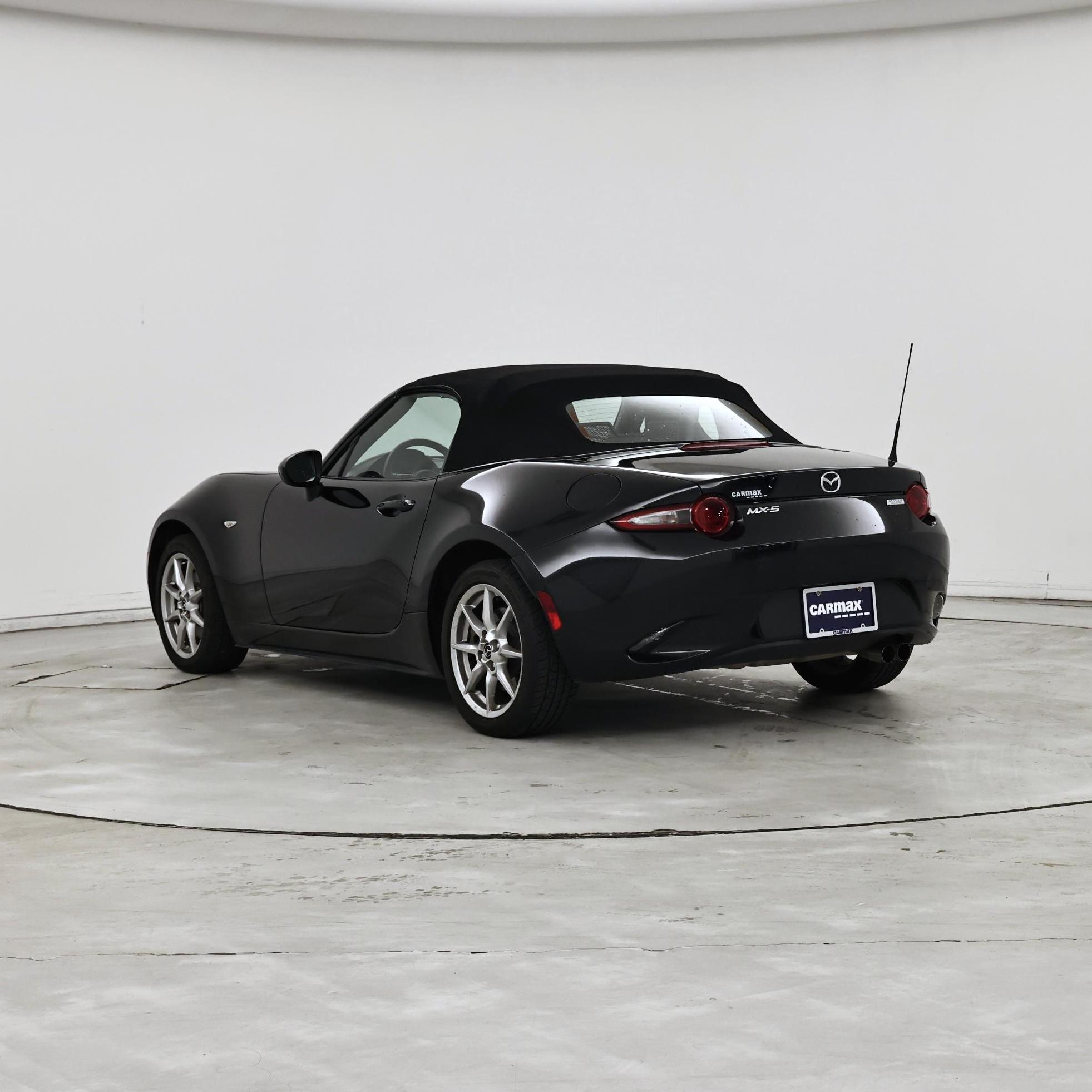 Thumbnail: 2017 Mazda MX-5 Miata - 2