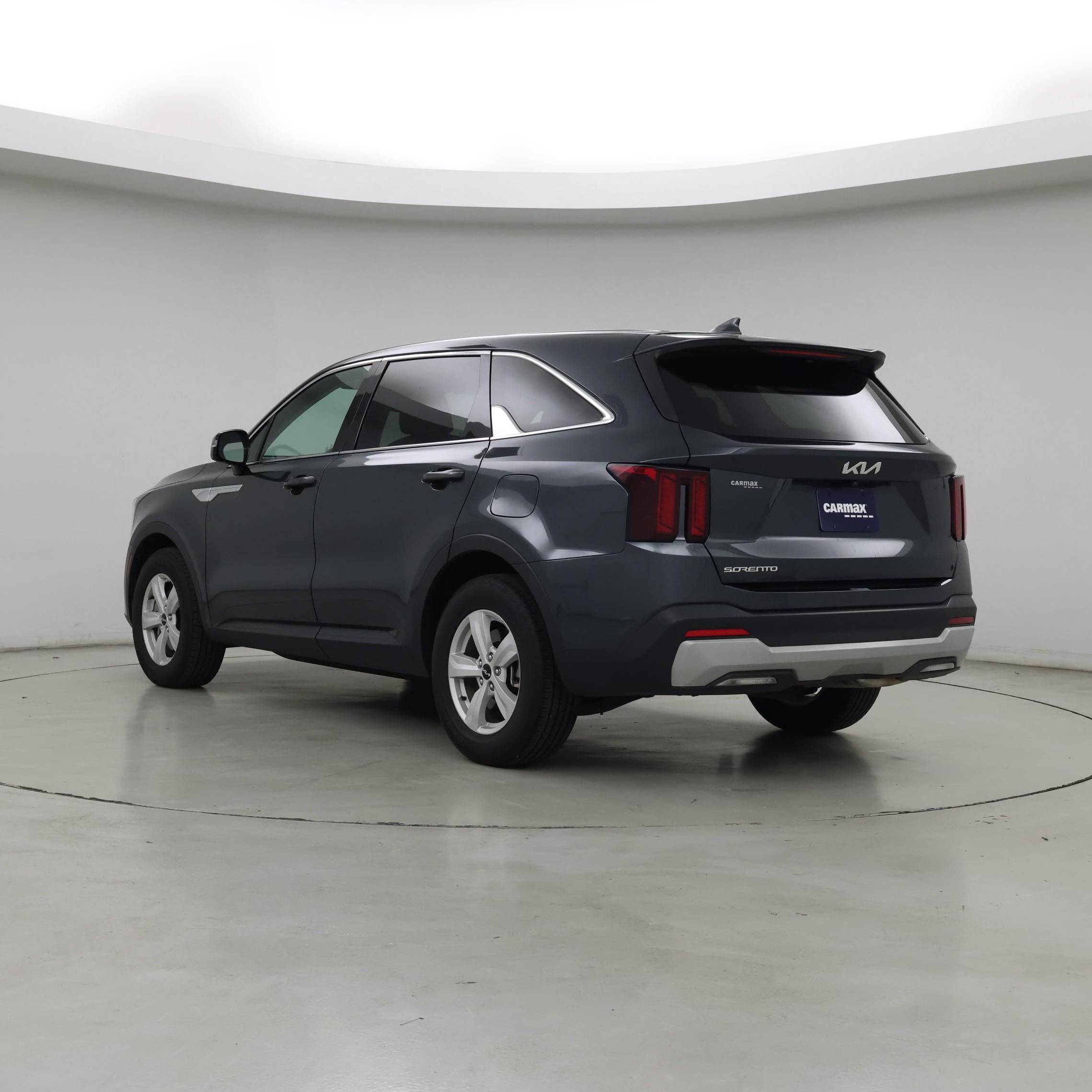 Thumbnail: 2024 Kia Sorento - 2