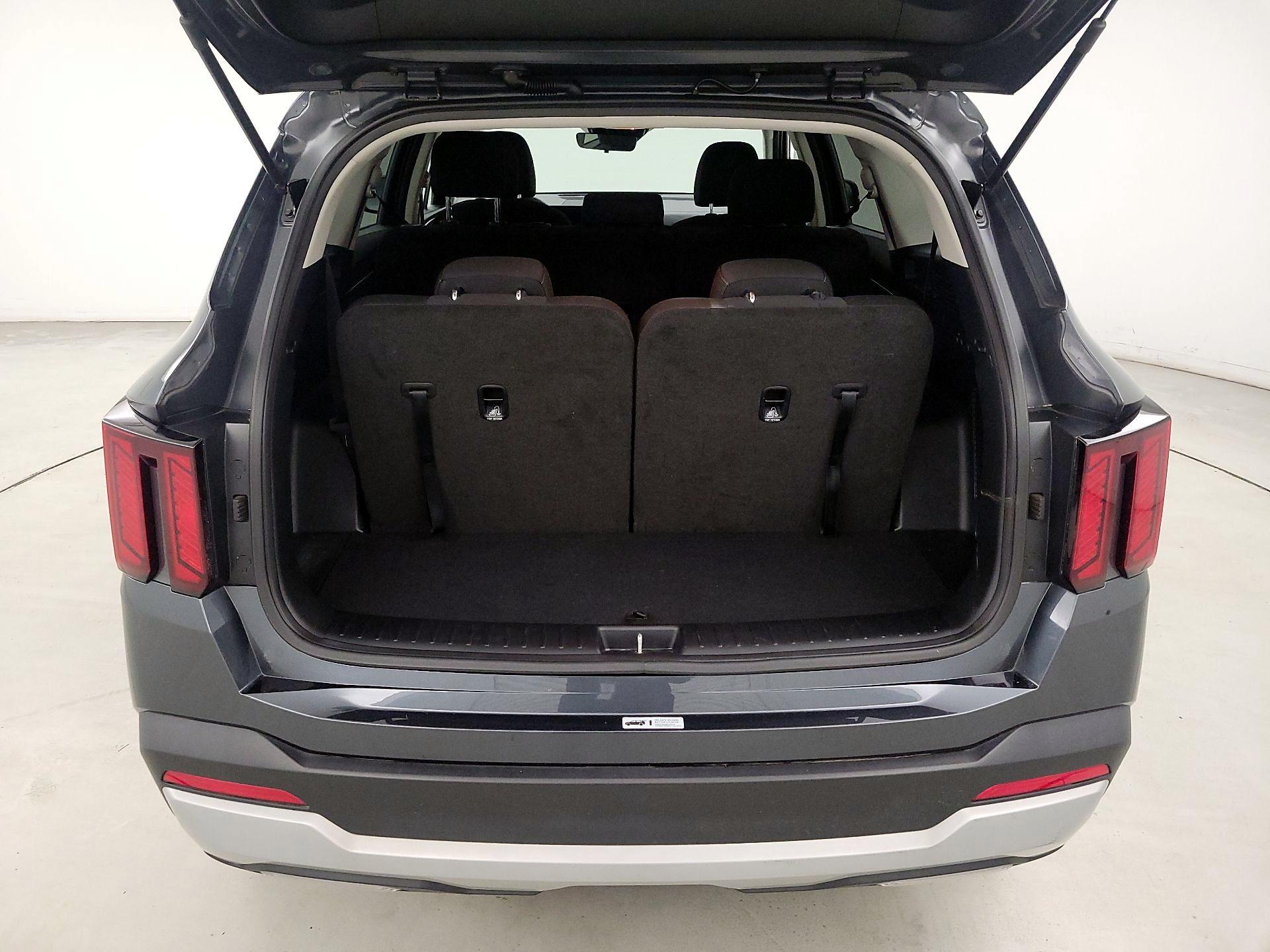 Thumbnail: 2024 Kia Sorento - 20