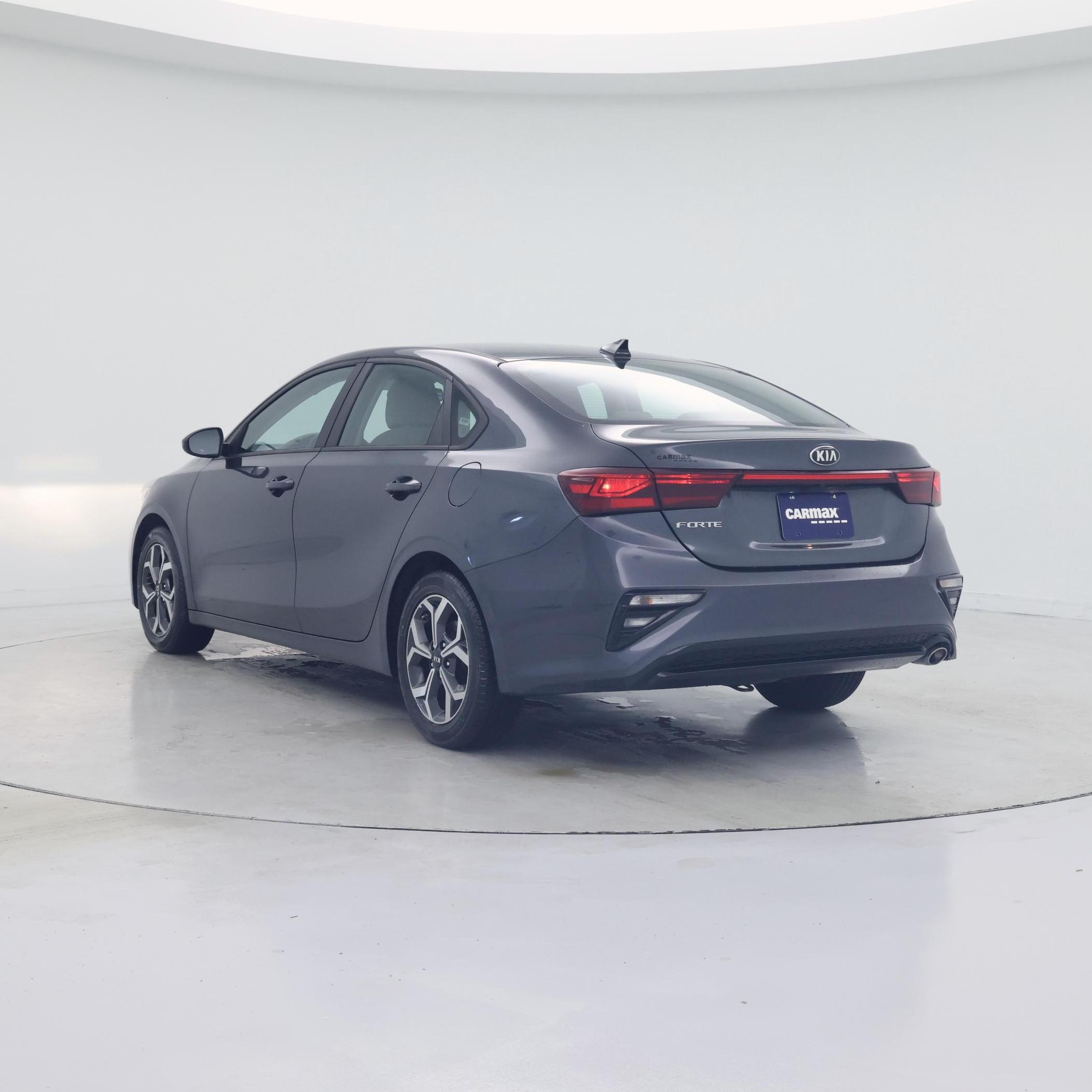 Thumbnail: 2021 Kia Forte - 2