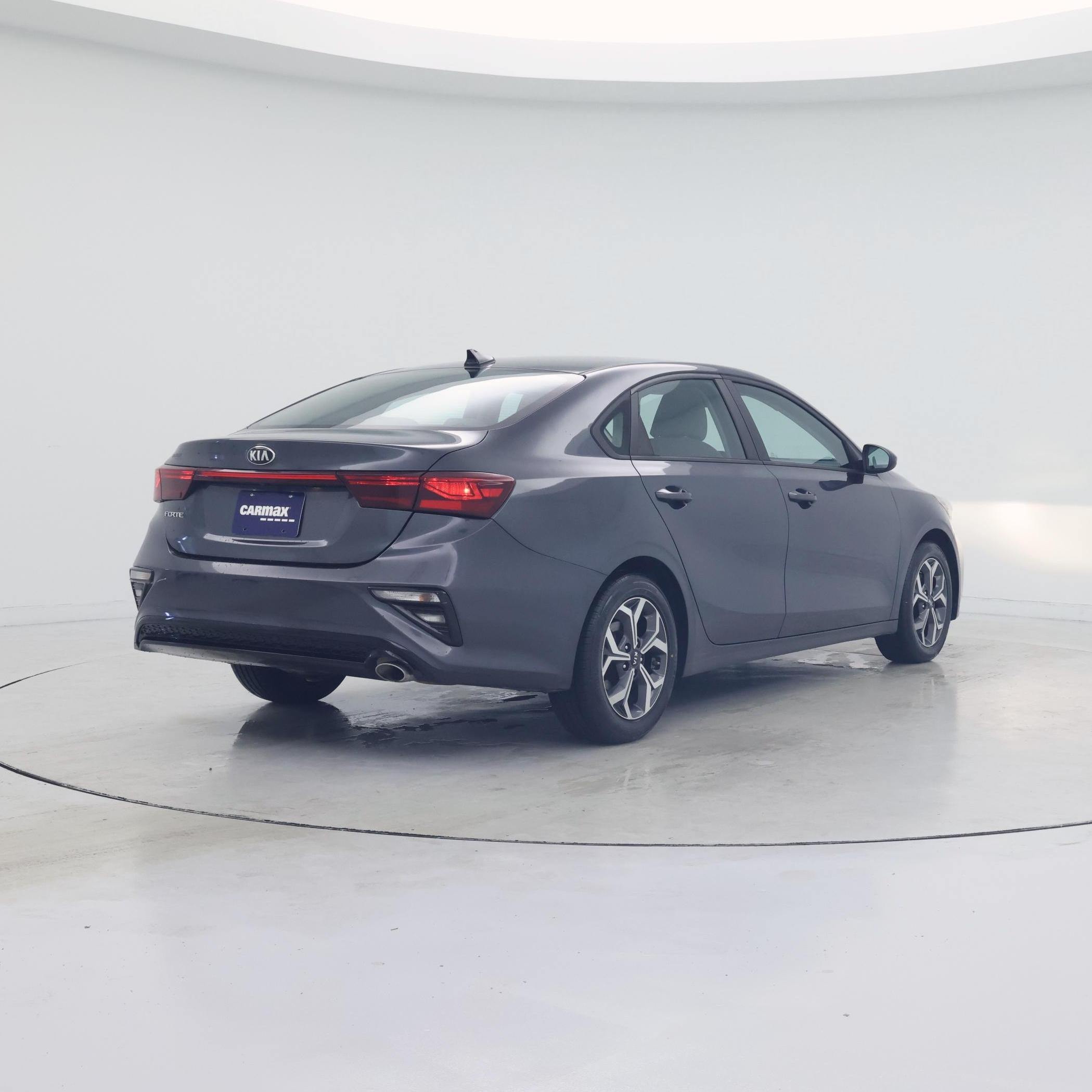 Thumbnail: 2021 Kia Forte - 8
