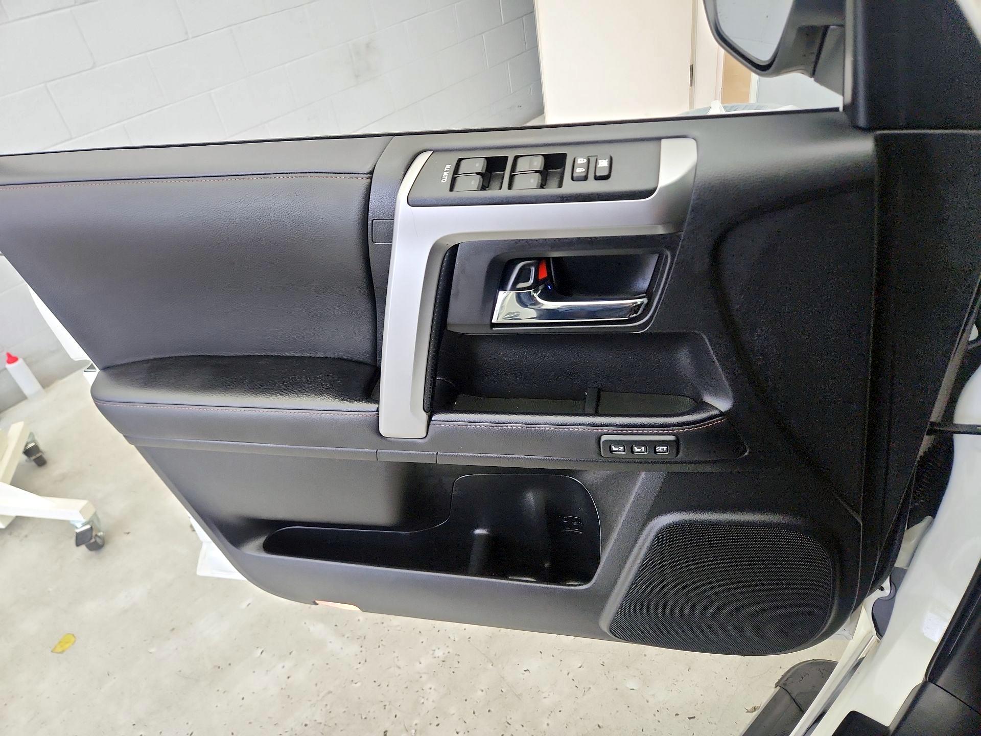 Thumbnail: 2023 Toyota 4Runner - 12