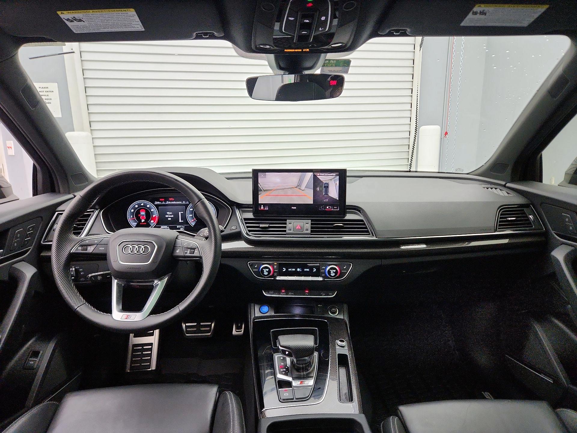 Thumbnail: 2023 Audi SQ5 - 9