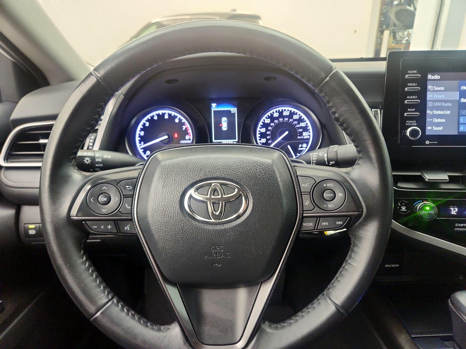 Thumbnail: 2023 Toyota Camry - 10