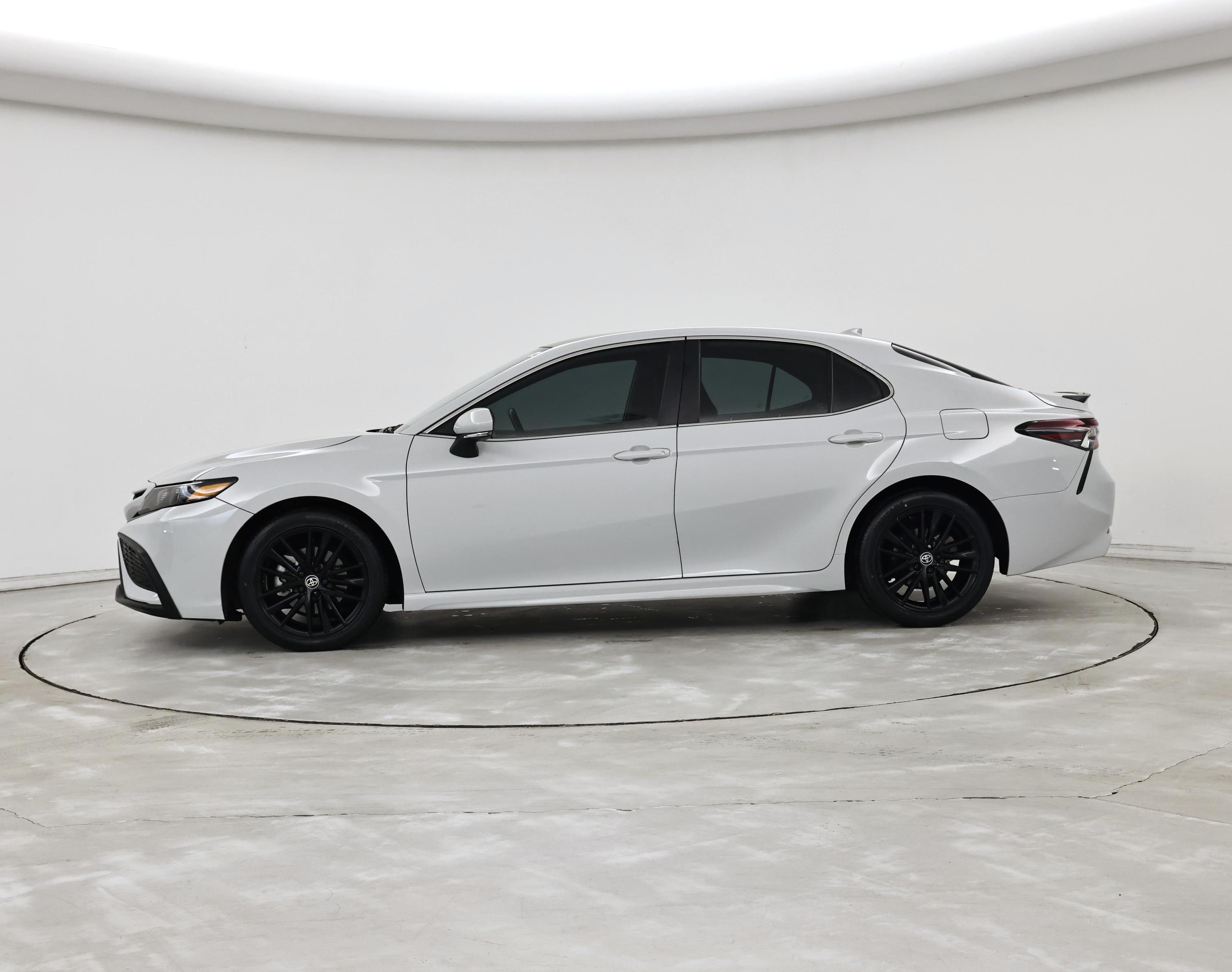 Thumbnail: 2023 Toyota Camry - 3
