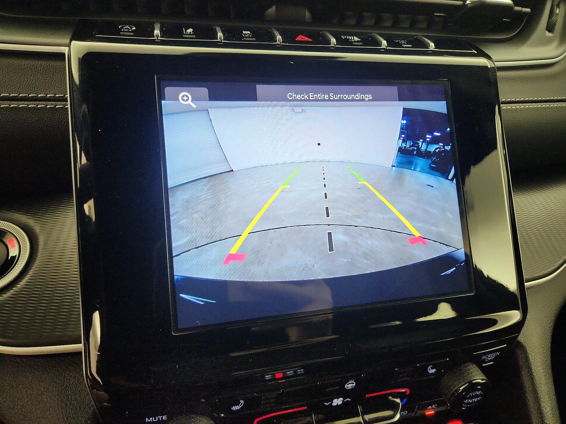 Thumbnail: 2025 Jeep Grand Cherokee - 14