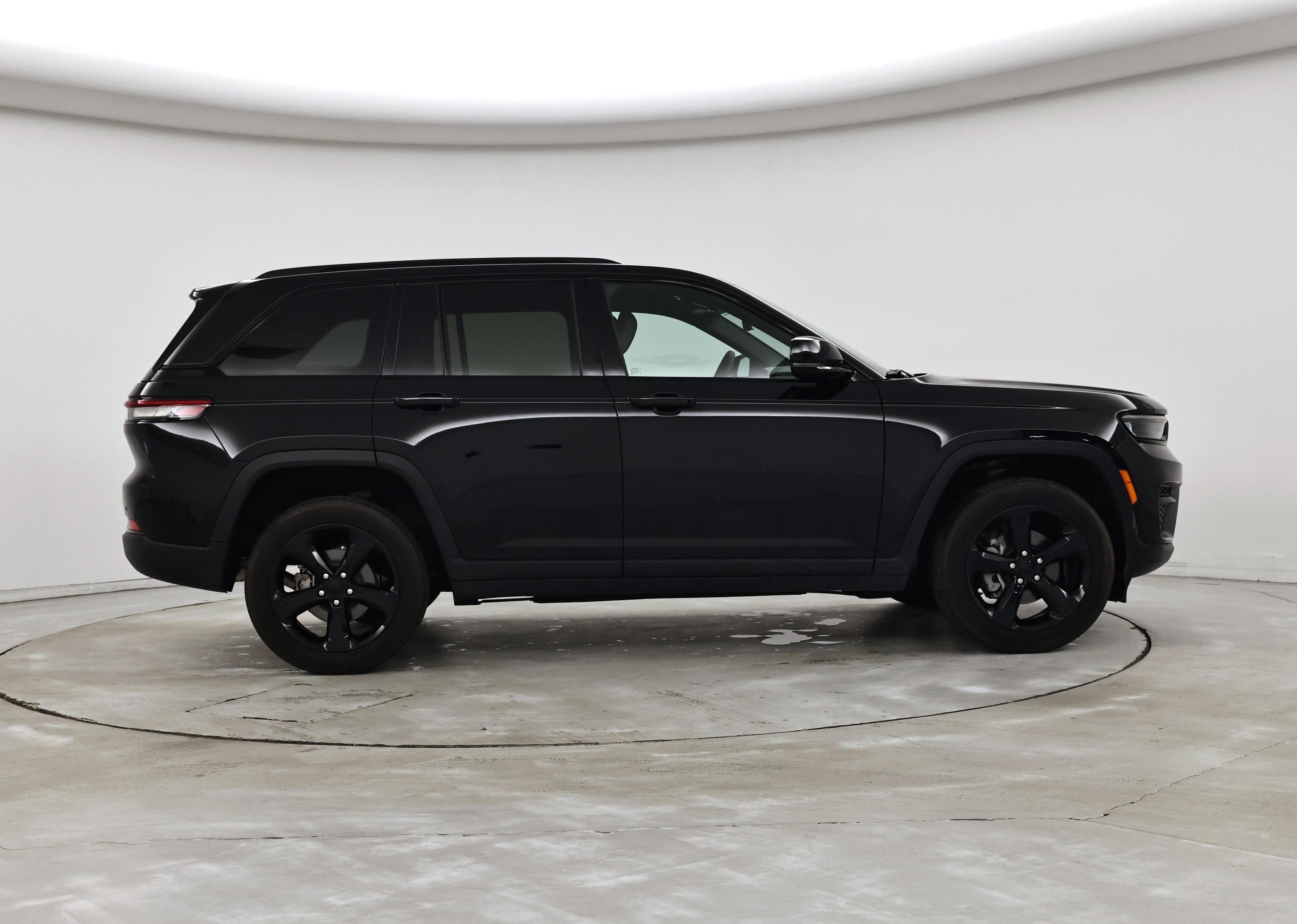 Thumbnail: 2025 Jeep Grand Cherokee - 7