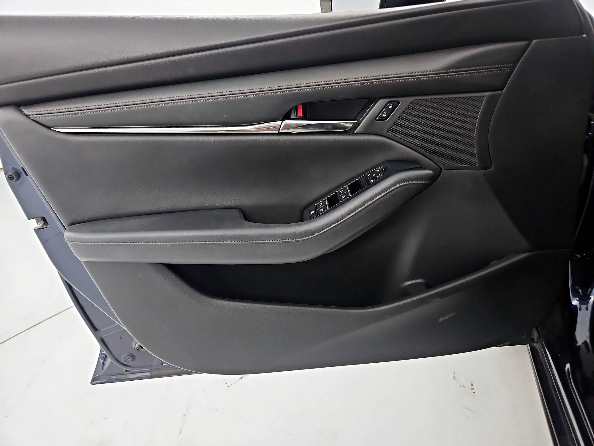 Thumbnail: 2019 Mazda Mazda3 - 12
