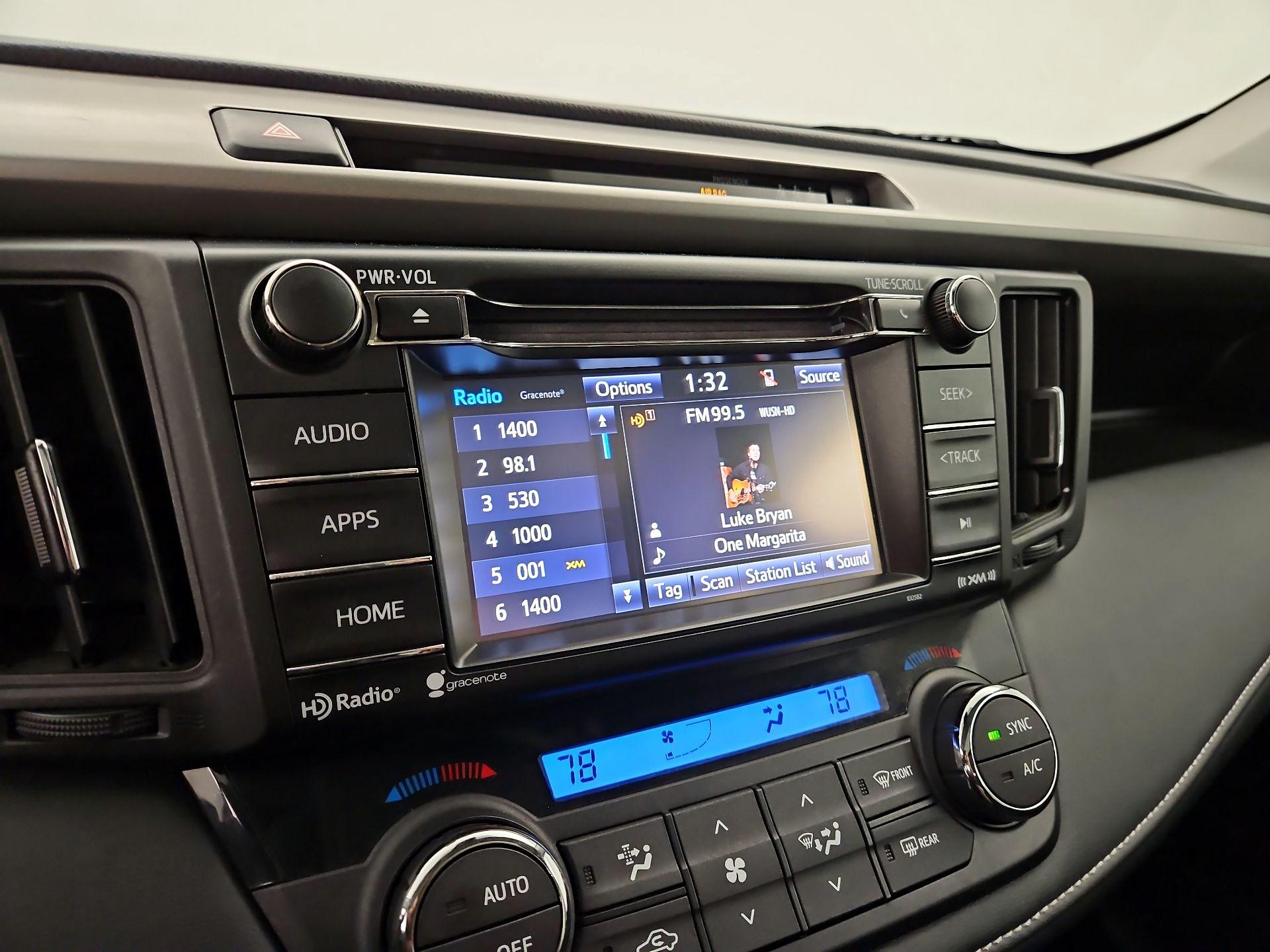 Thumbnail: 2017 Toyota RAV4 - 15