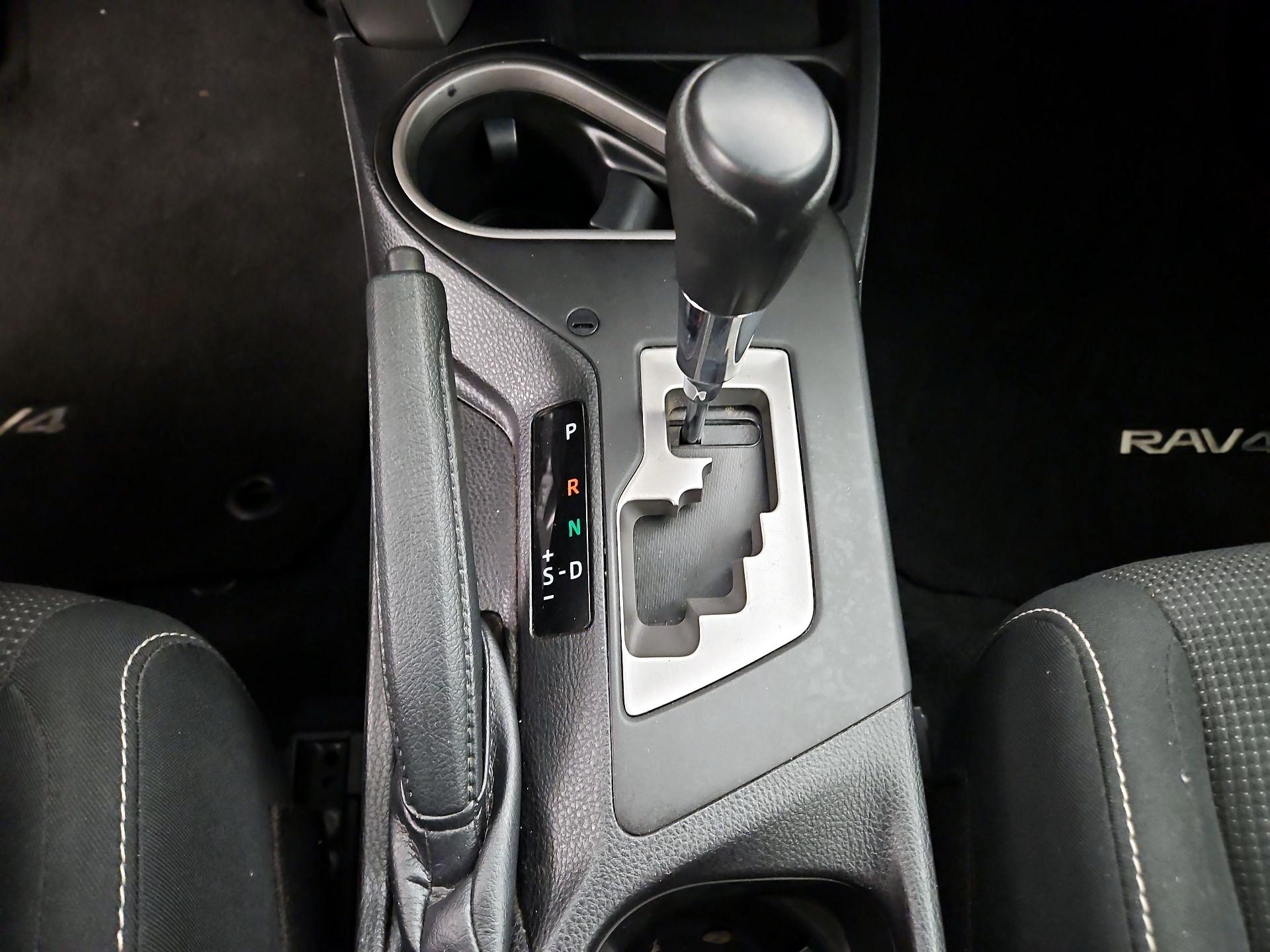 Thumbnail: 2017 Toyota RAV4 - 17