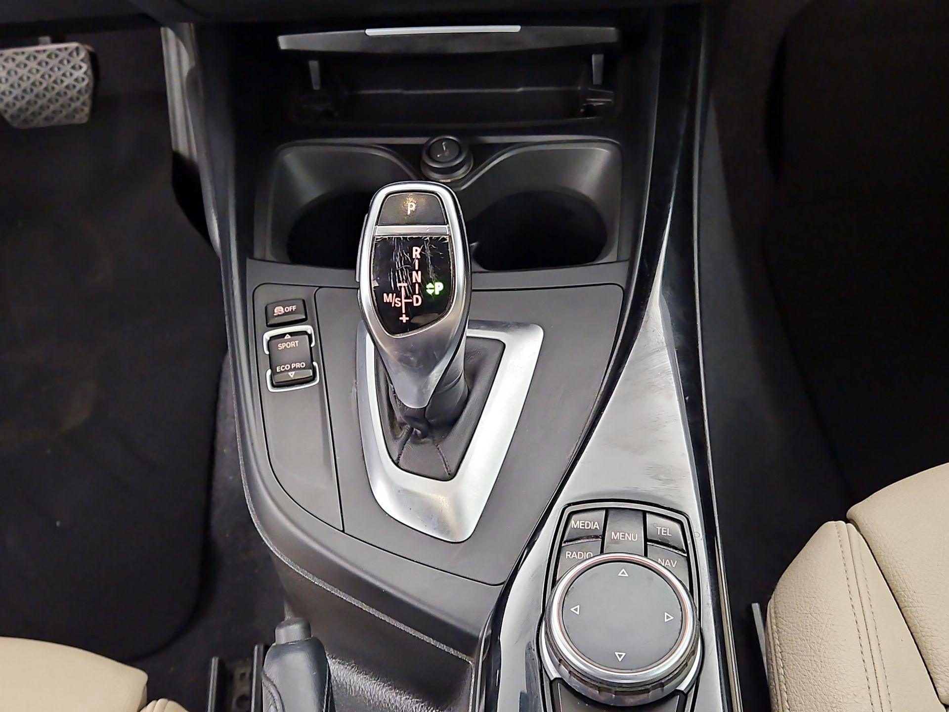 Thumbnail: 2016 BMW 2 Series - 17