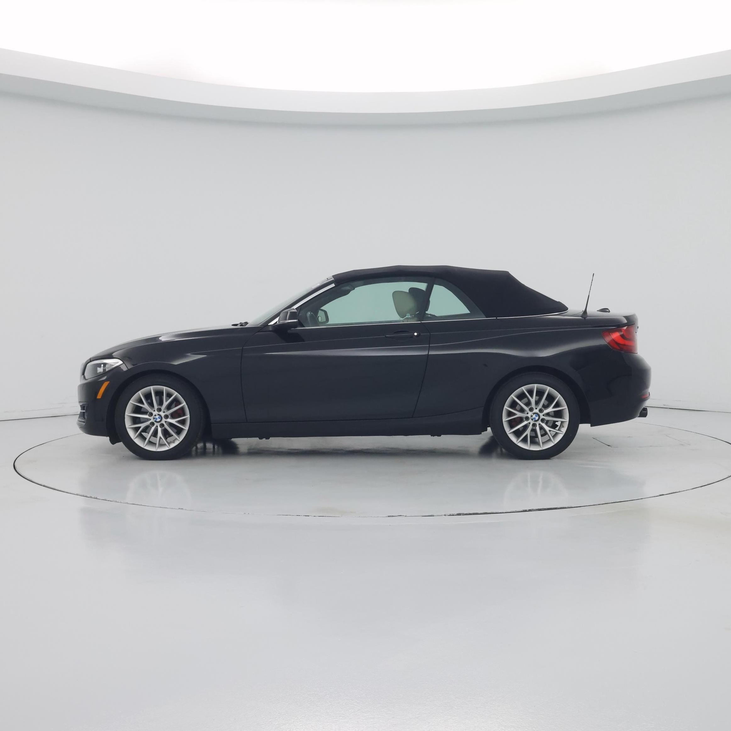 Thumbnail: 2016 BMW 2 Series - 3