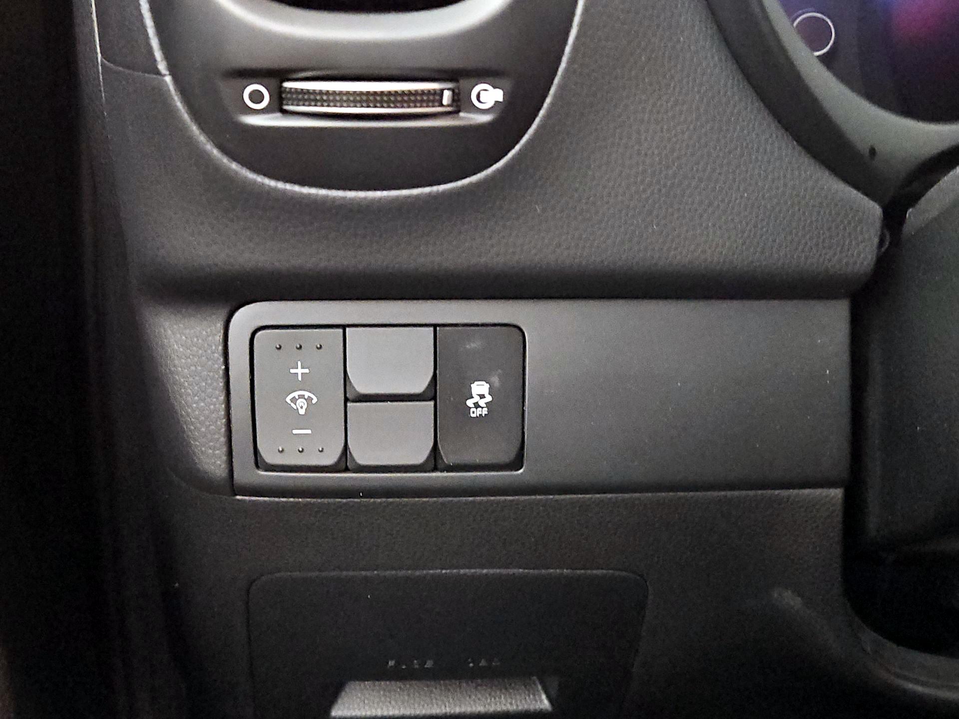 Thumbnail: 2015 Kia Soul - 13