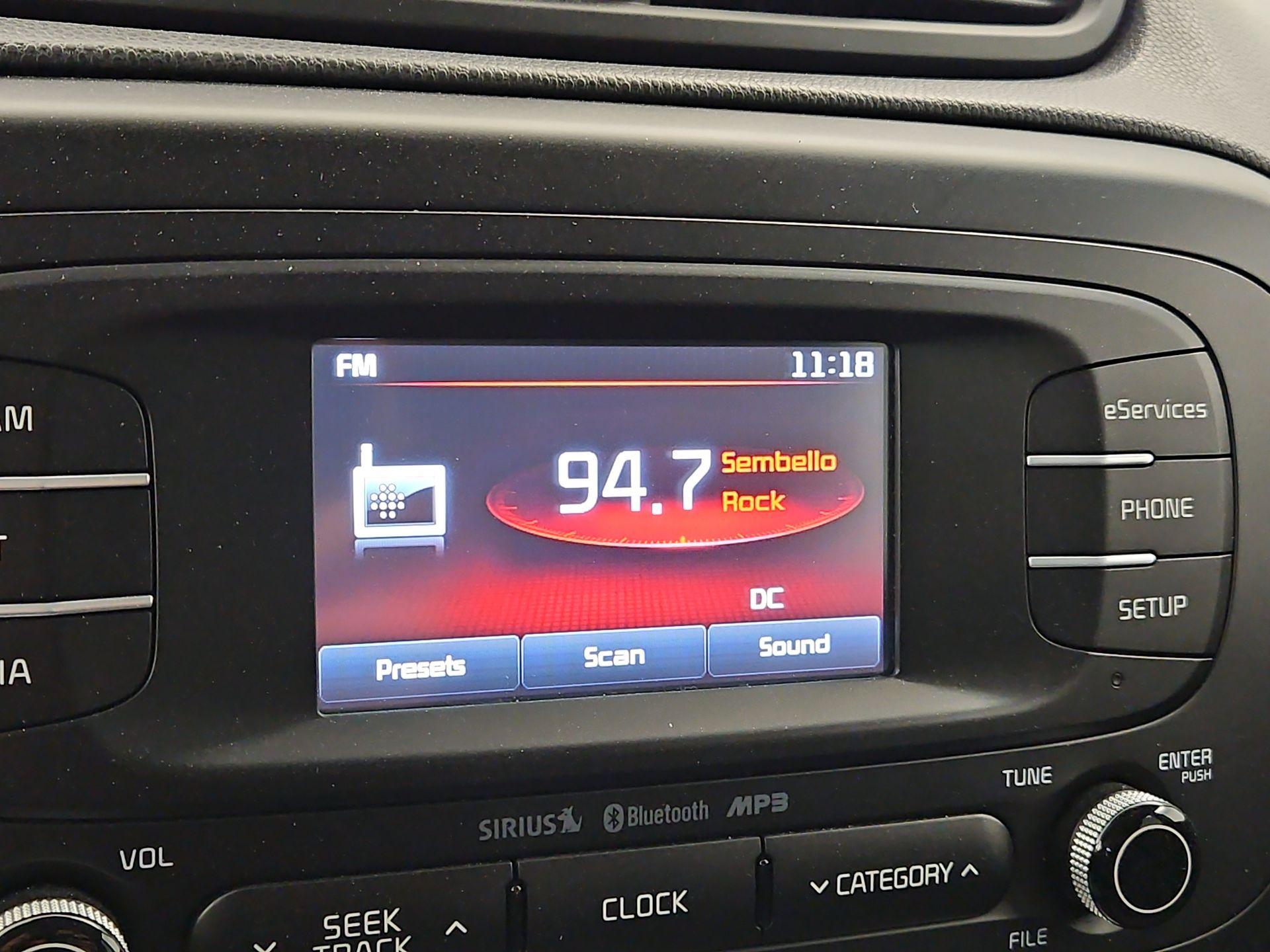 Thumbnail: 2015 Kia Soul - 15