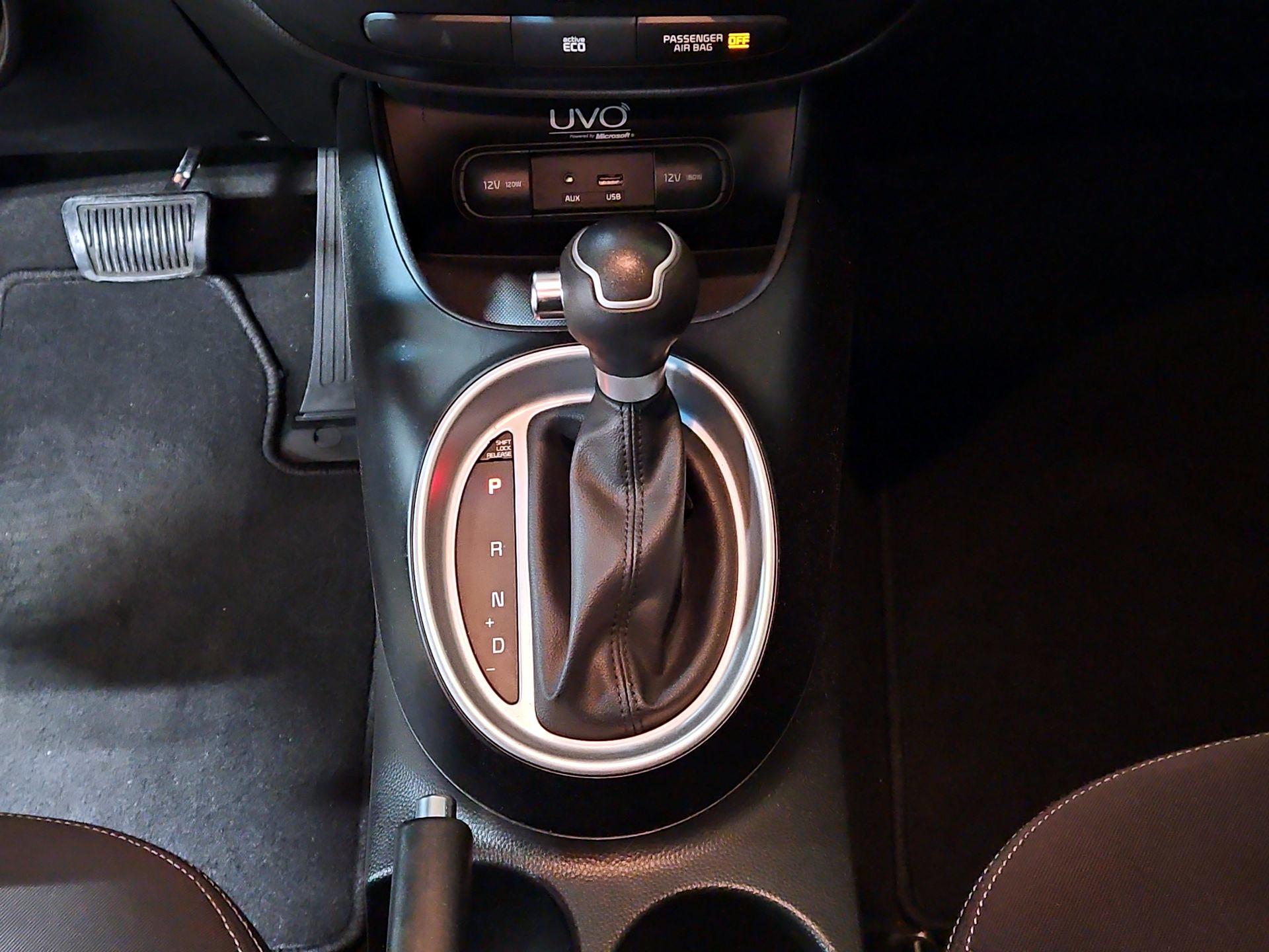 Thumbnail: 2015 Kia Soul - 17