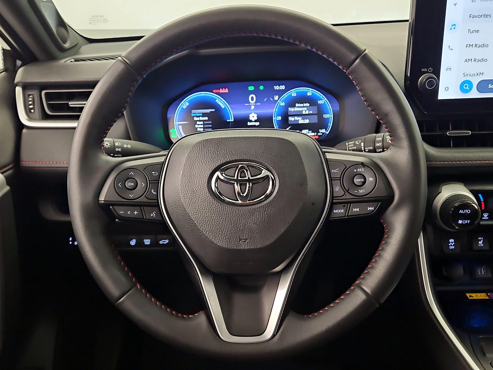 Thumbnail: 2023 Toyota RAV4 - 10