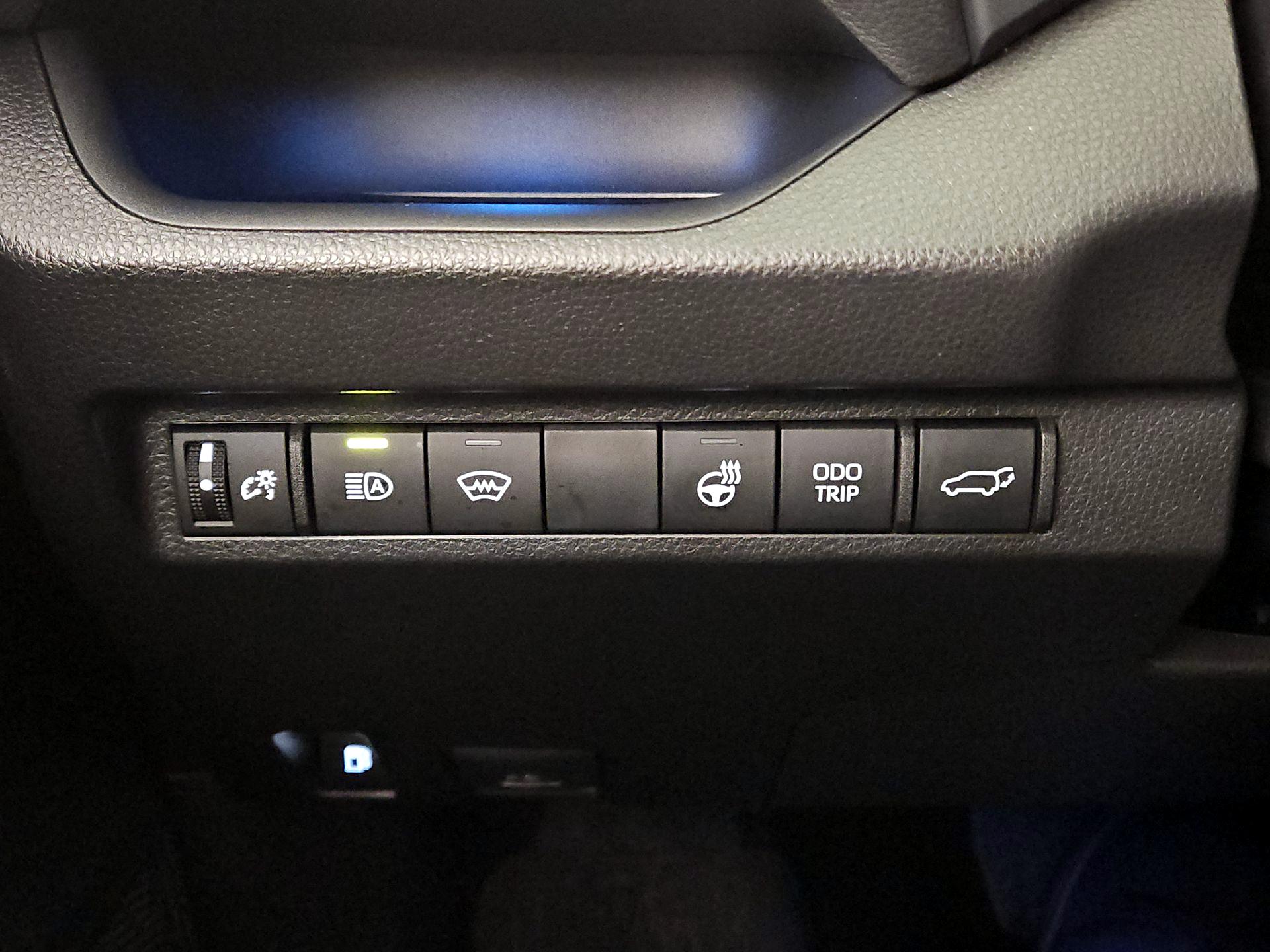 Thumbnail: 2023 Toyota RAV4 - 13