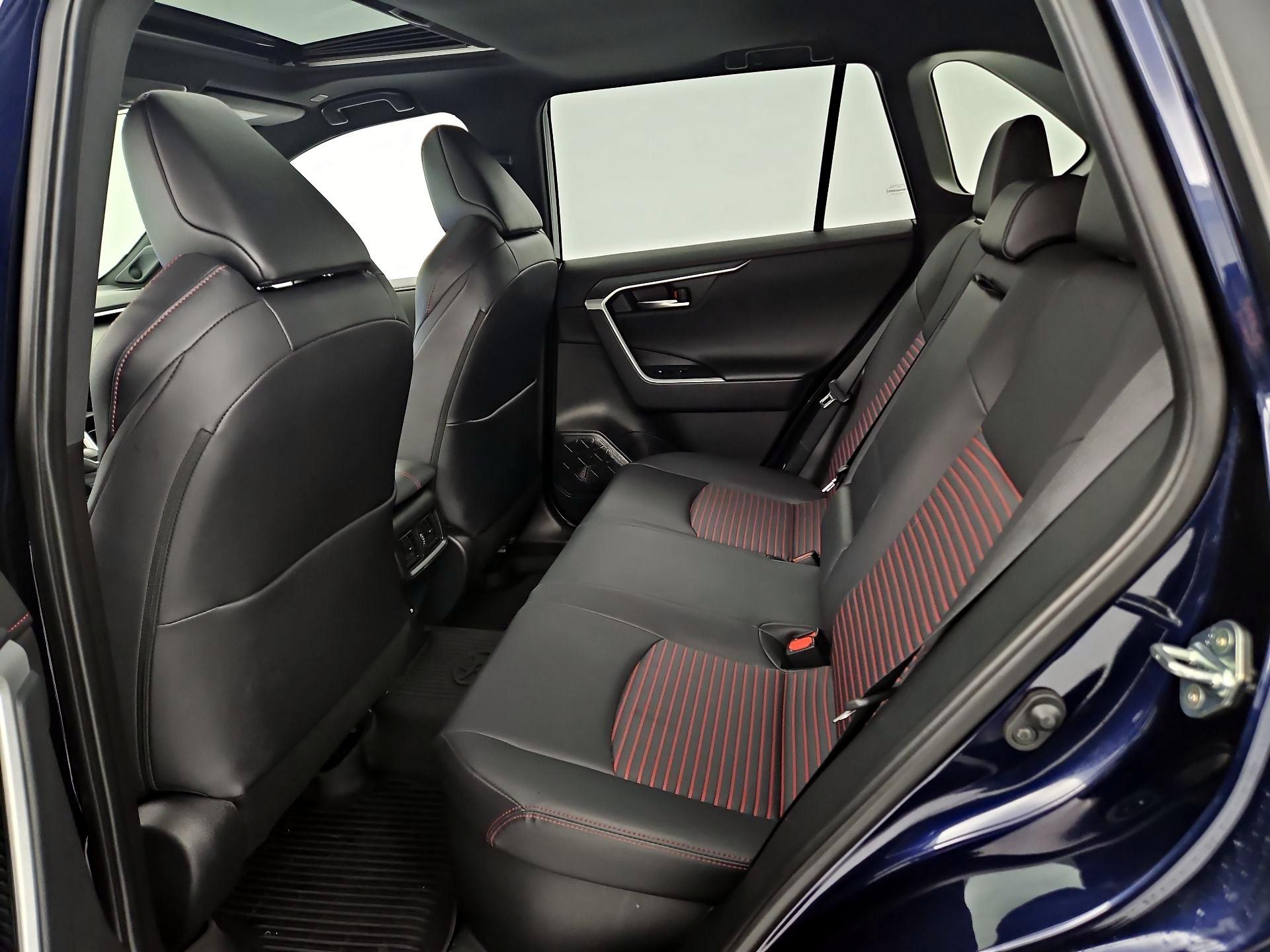 Thumbnail: 2023 Toyota RAV4 - 20