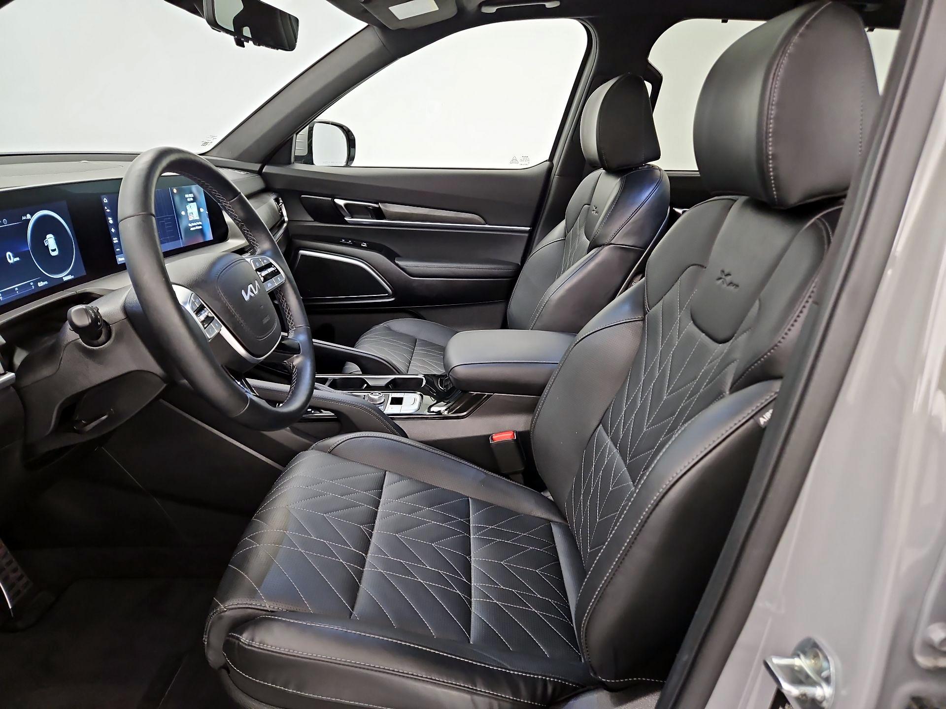 Thumbnail: 2023 Kia Telluride - 11