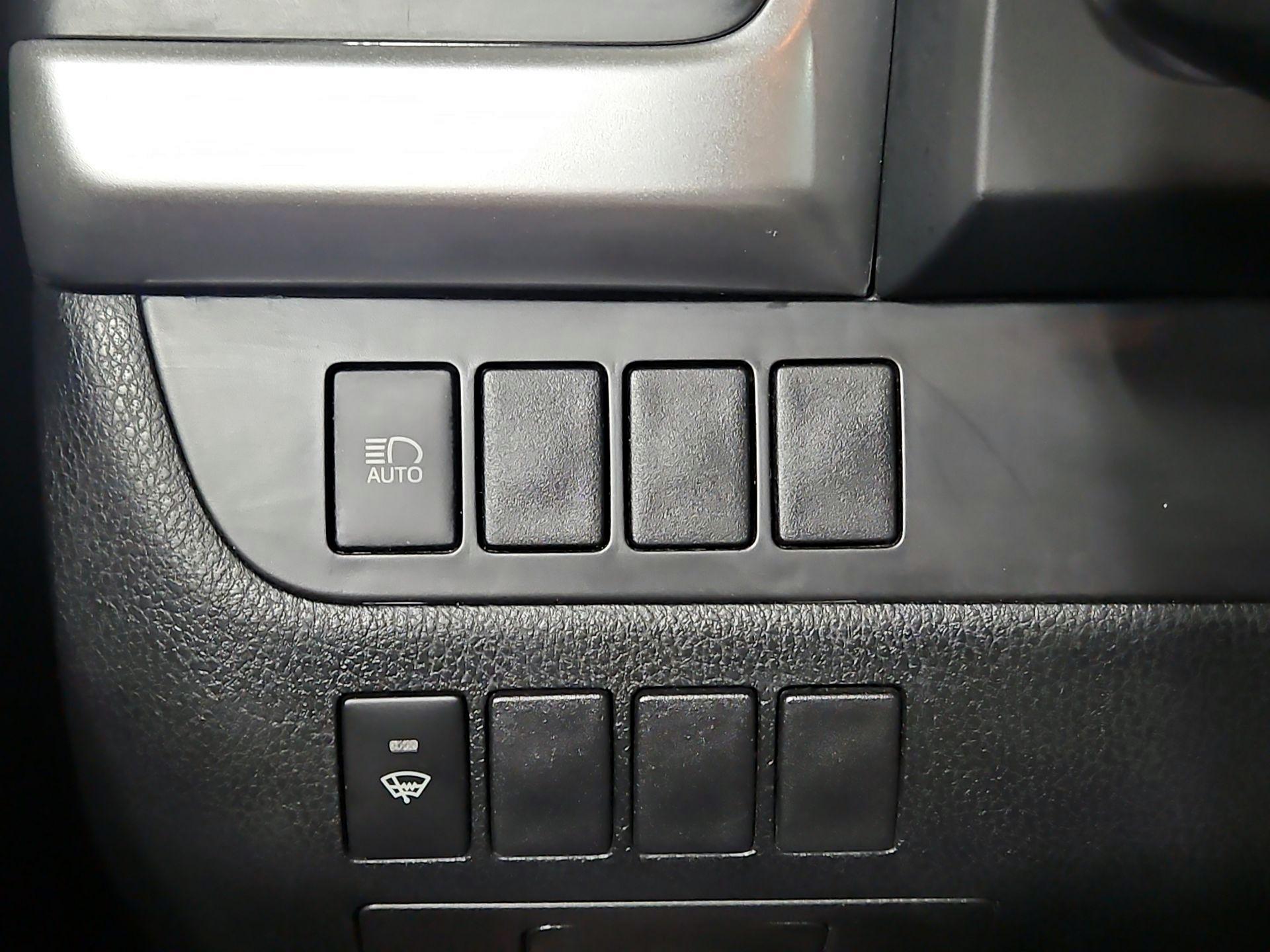 Thumbnail: 2019 Toyota Highlander - 13